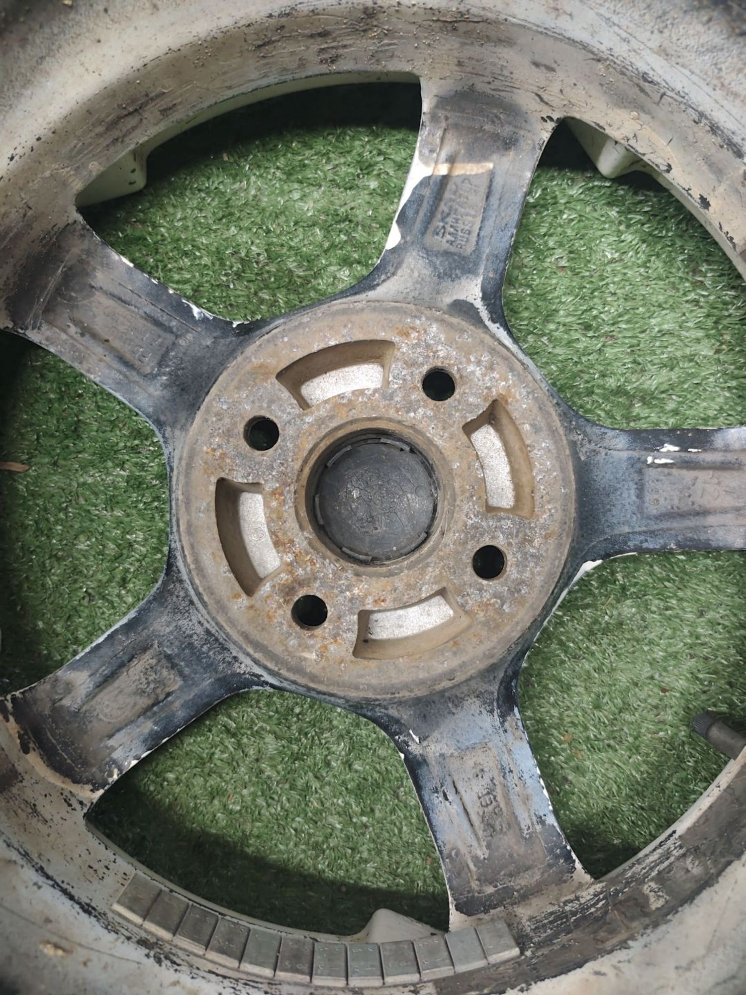 https://ycs.partsauto.market/partsauto-images/thmbs/userImages/cca1856e256b5441544f9aba03b424a6/part/d4c92f90-ffad-4d0a-9f54-2f8c4d33b7cc_1783680217215.jpg