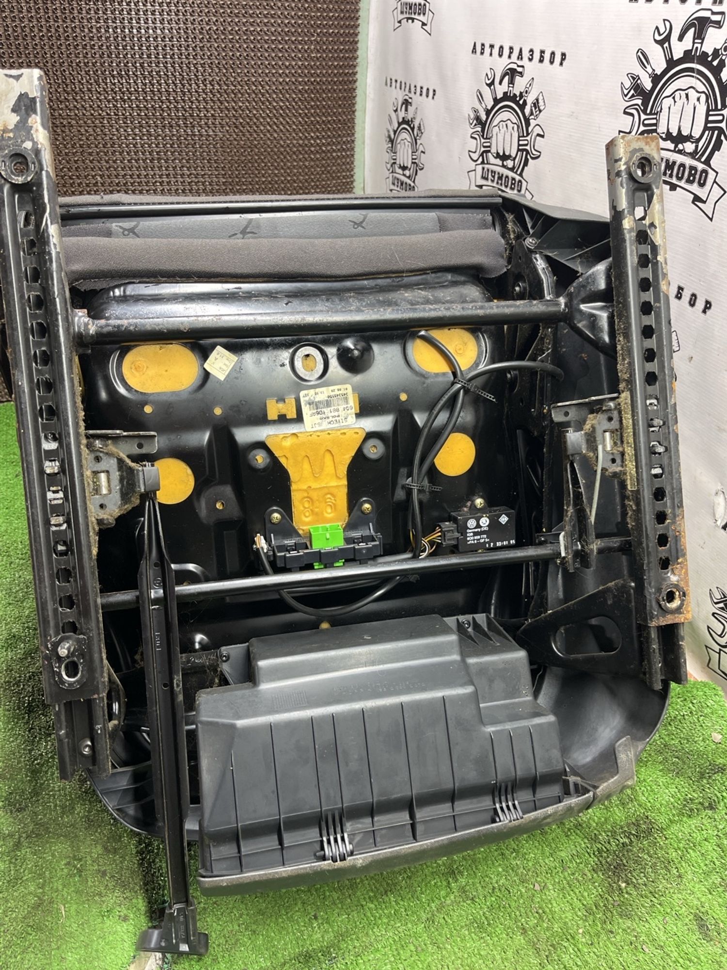 https://ycs.partsauto.market/partsauto-images/thmbs/userImages/cca1856e256b5441544f9aba03b424a6/part/d53d37fd-d9aa-4073-9182-025b4c373ac7_1777874027975.jpg