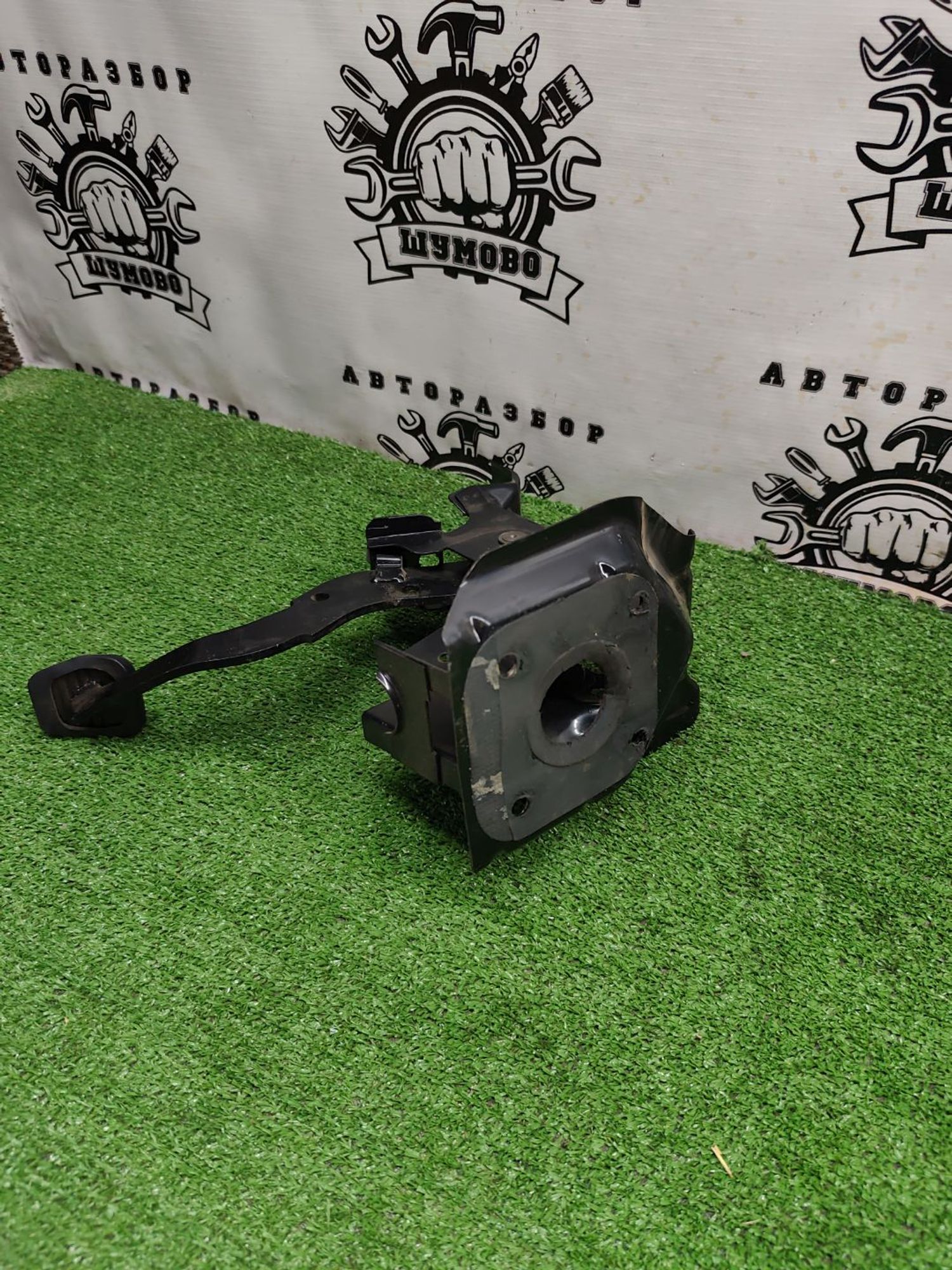 https://ycs.partsauto.market/partsauto-images/thmbs/userImages/cca1856e256b5441544f9aba03b424a6/part/d587e4ad-6be9-4947-be7d-b015b9488f41_1781001801439.jpg