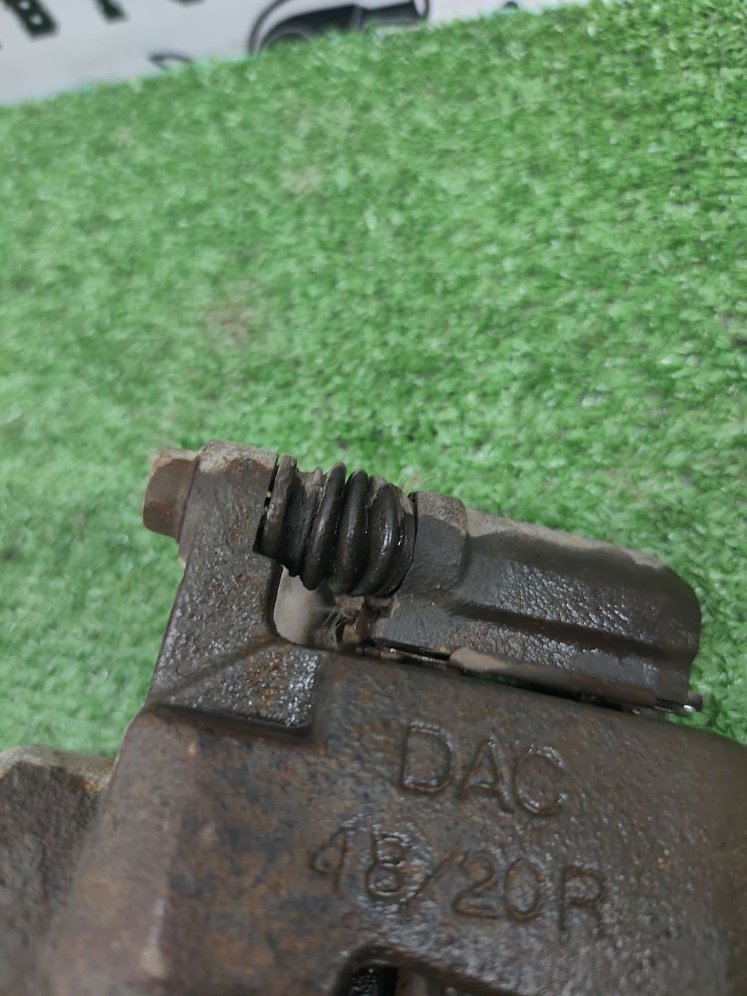https://ycs.partsauto.market/partsauto-images/thmbs/userImages/cca1856e256b5441544f9aba03b424a6/part/d68e99ac-092e-4ced-bab2-1d149ec85218_1787379863928.jpg