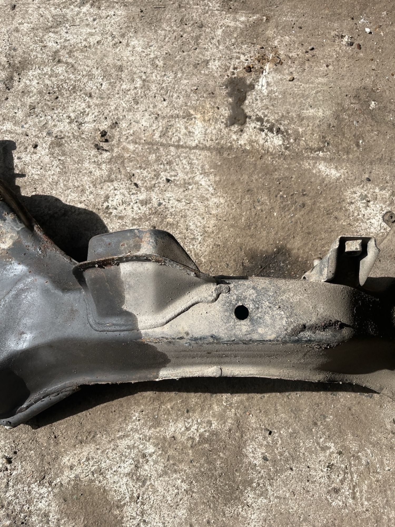 https://ycs.partsauto.market/partsauto-images/thmbs/userImages/cca1856e256b5441544f9aba03b424a6/part/d6bf5c7d-f6e7-4fe6-ae4d-57af5ada440a_1778734856022.jpg
