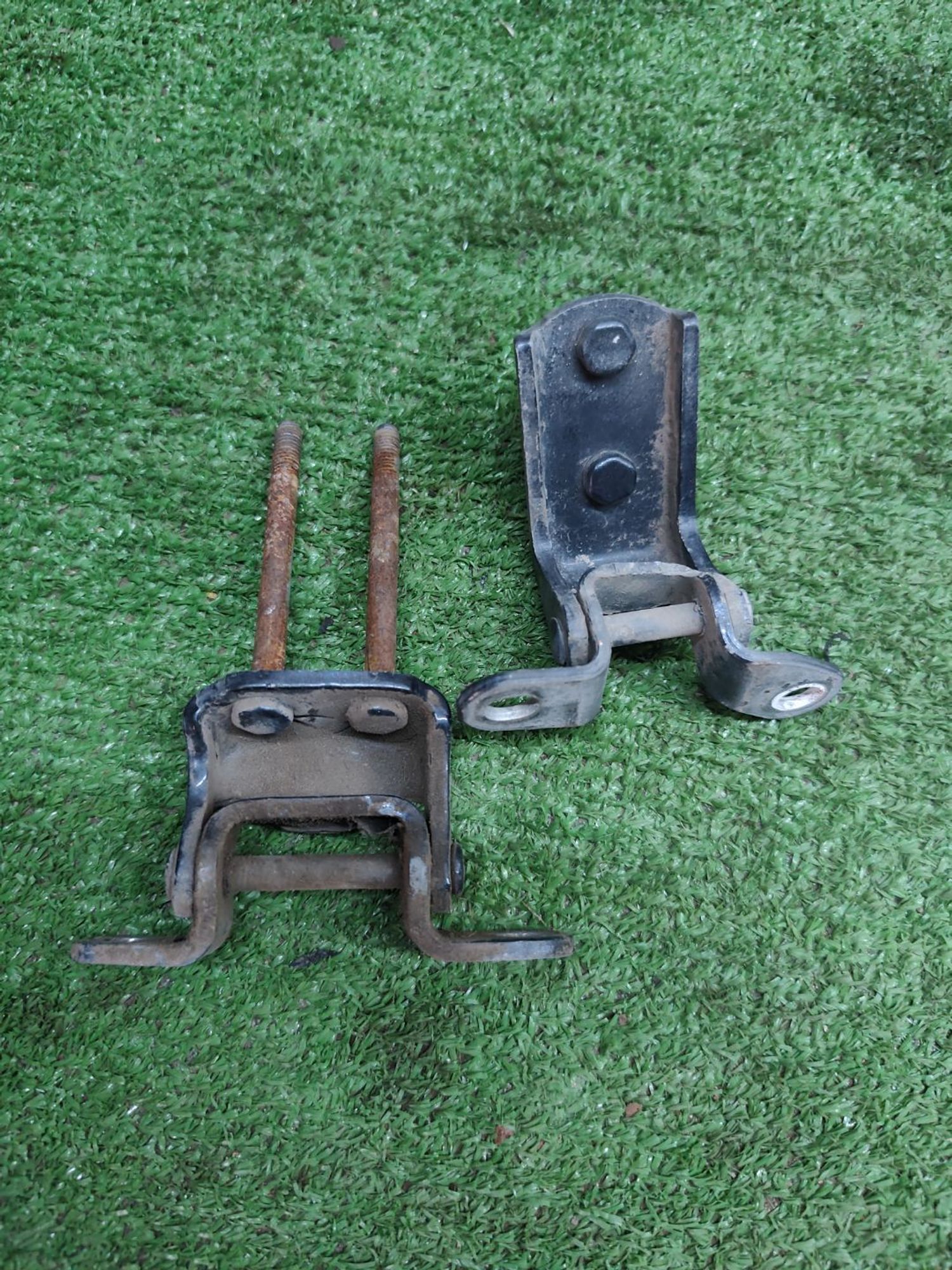 https://ycs.partsauto.market/partsauto-images/thmbs/userImages/cca1856e256b5441544f9aba03b424a6/part/d6e8d20e-342d-4bed-8120-a039c5af8d65_1779865483763.jpg