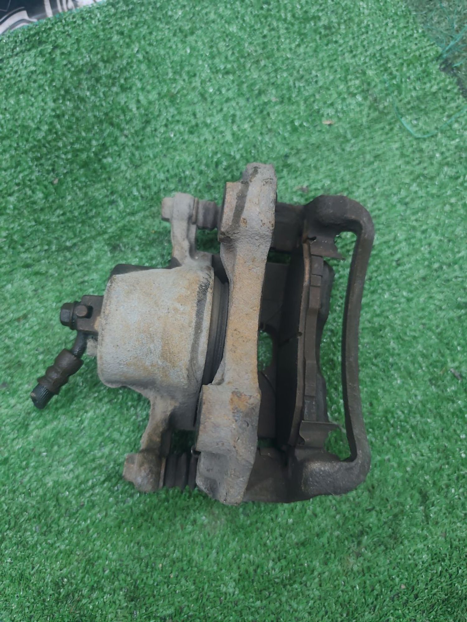 https://ycs.partsauto.market/partsauto-images/thmbs/userImages/cca1856e256b5441544f9aba03b424a6/part/d775c4b8-0b9d-49fc-8d59-9433f052f411_1789380475588.jpg