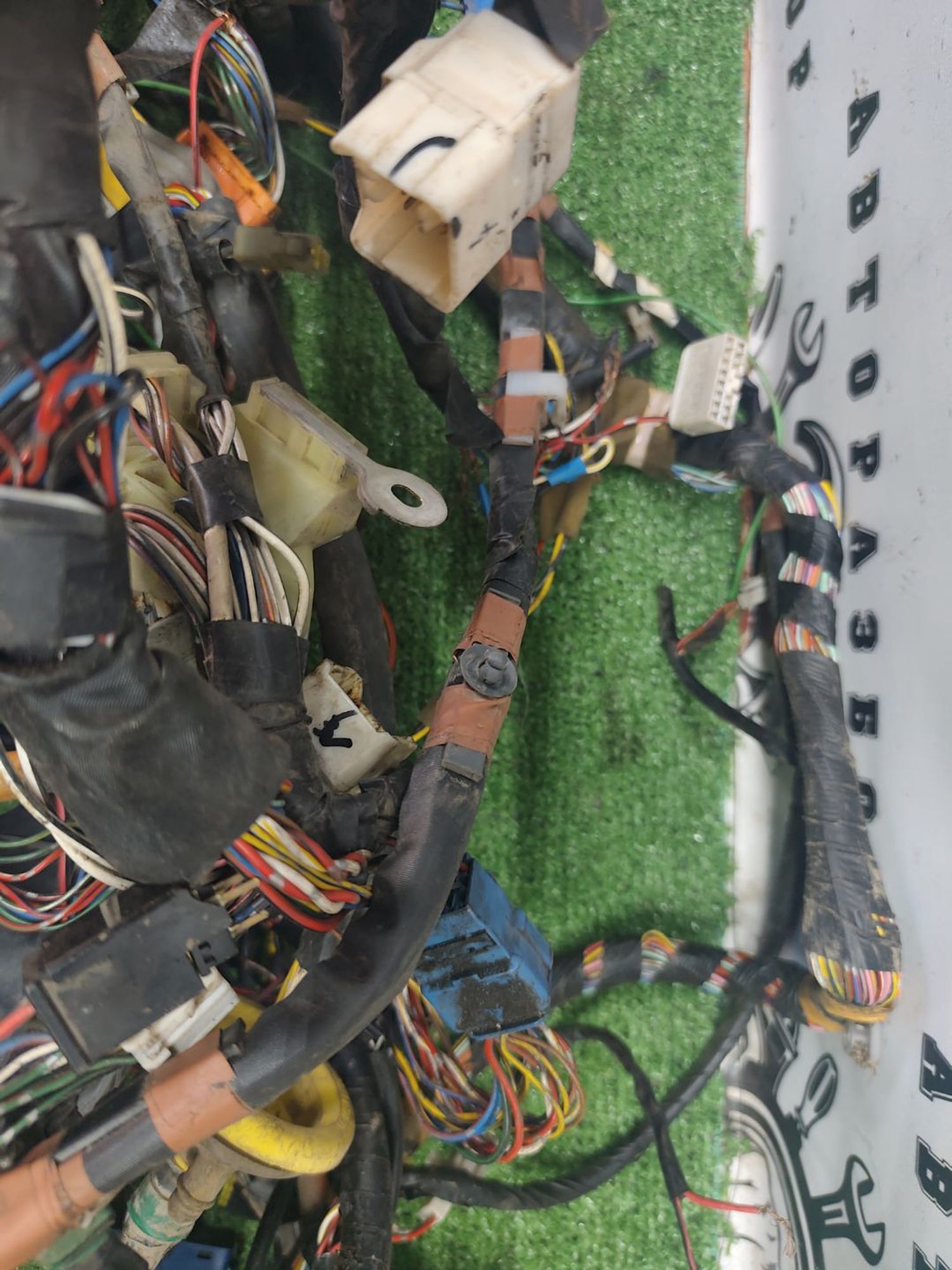 https://ycs.partsauto.market/partsauto-images/thmbs/userImages/cca1856e256b5441544f9aba03b424a6/part/db080ef1-4254-4d42-9324-3fc861d062ee_1787039263305.jpg