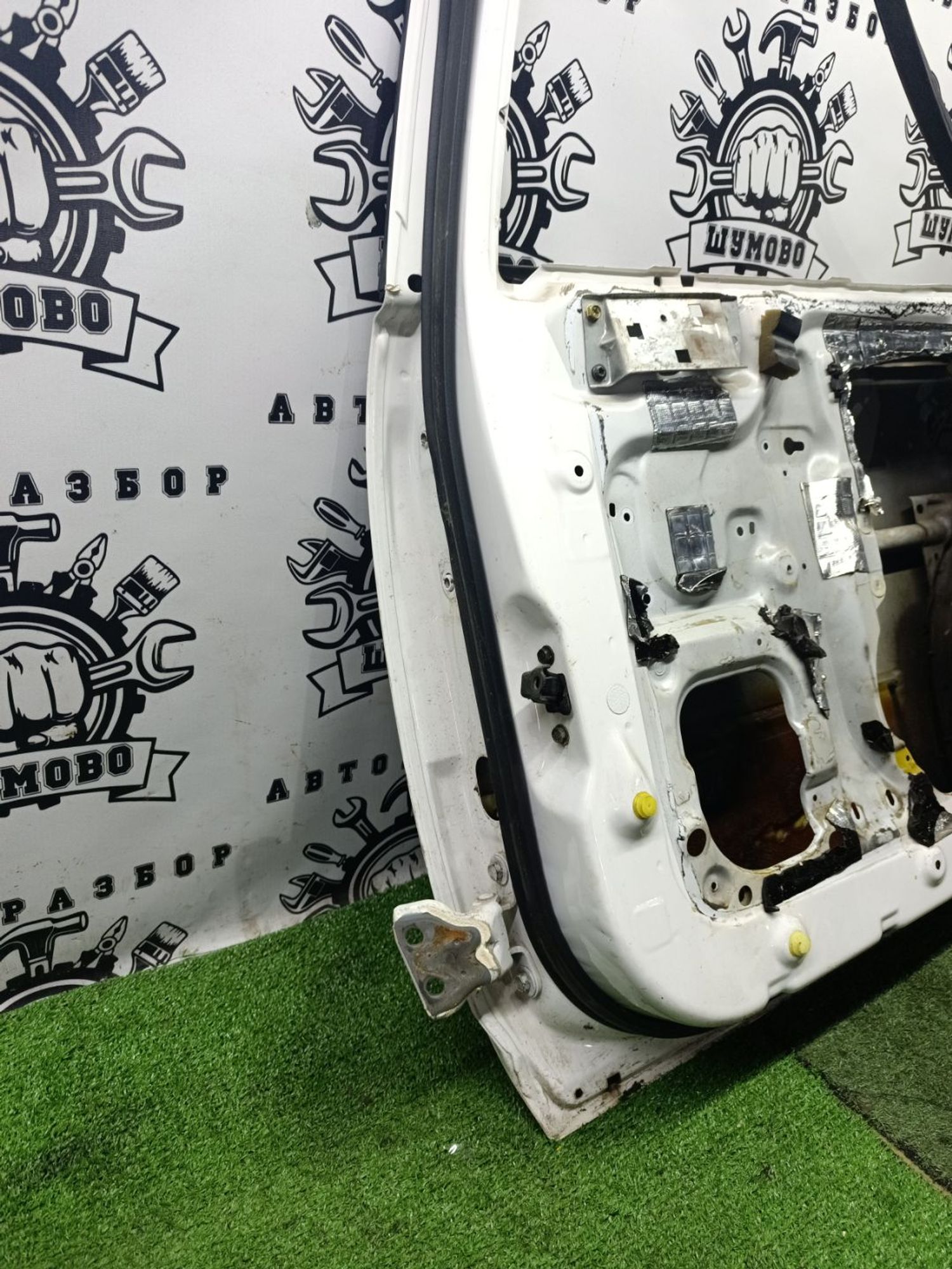https://ycs.partsauto.market/partsauto-images/thmbs/userImages/cca1856e256b5441544f9aba03b424a6/part/dc596986-3b2e-45f7-a8e2-d1d395d12ee8_1789468018256.jpg