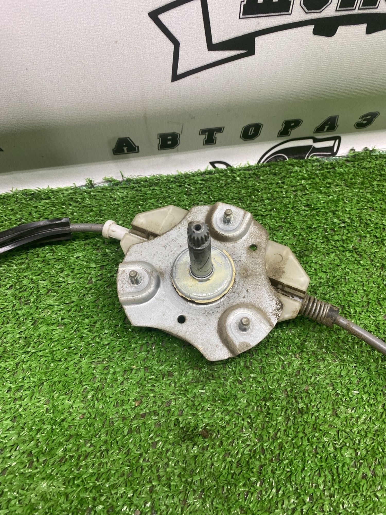 https://ycs.partsauto.market/partsauto-images/thmbs/userImages/cca1856e256b5441544f9aba03b424a6/part/dc996ae5-cf88-4575-a879-cd0c11c2b319_1782897158251.jpg