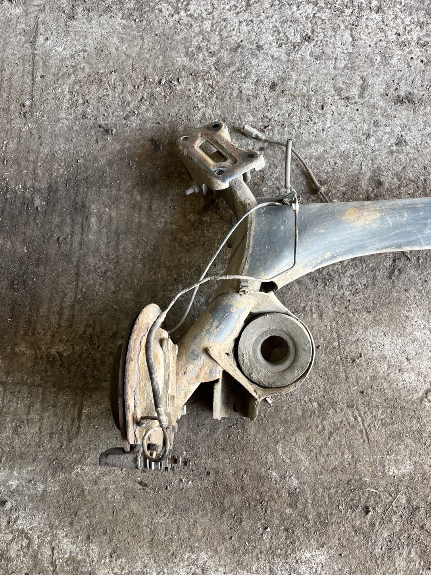 https://ycs.partsauto.market/partsauto-images/thmbs/userImages/cca1856e256b5441544f9aba03b424a6/part/dd14c9f0-04dd-4d19-b187-7e32dbd0bf33_1778060023473.jpg