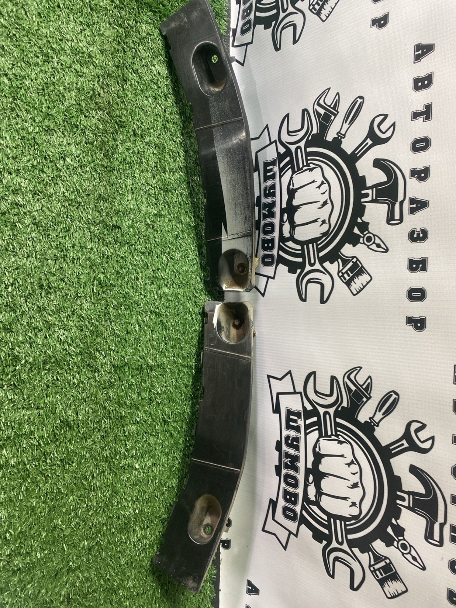 https://ycs.partsauto.market/partsauto-images/thmbs/userImages/cca1856e256b5441544f9aba03b424a6/part/de469aa5-d2ad-45a3-a555-174576e965a5_1781070377936.jpg