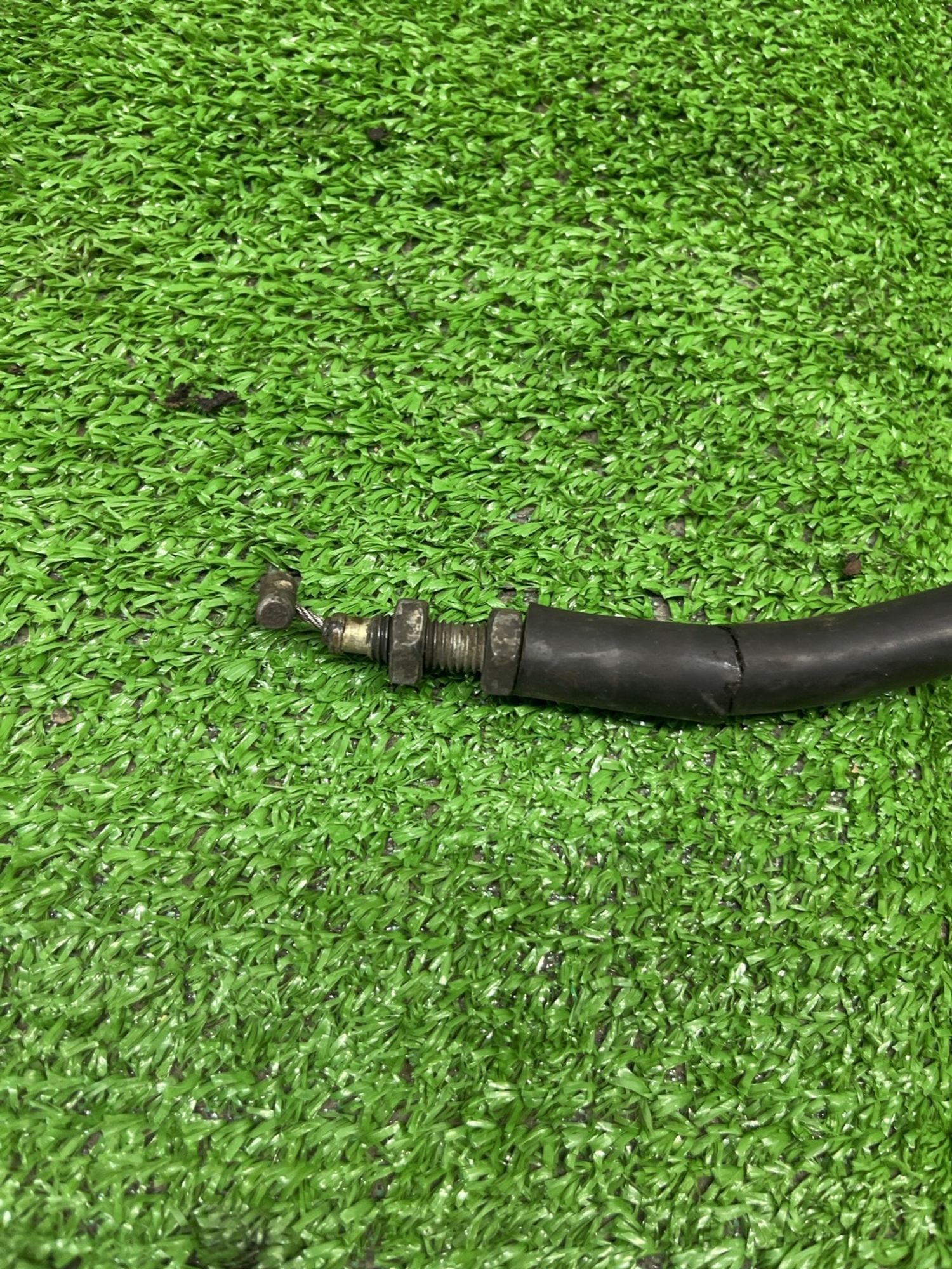 https://ycs.partsauto.market/partsauto-images/thmbs/userImages/cca1856e256b5441544f9aba03b424a6/part/dfa20971-3cda-4cec-b09b-cc3b03f433f7_1781606460224.jpg