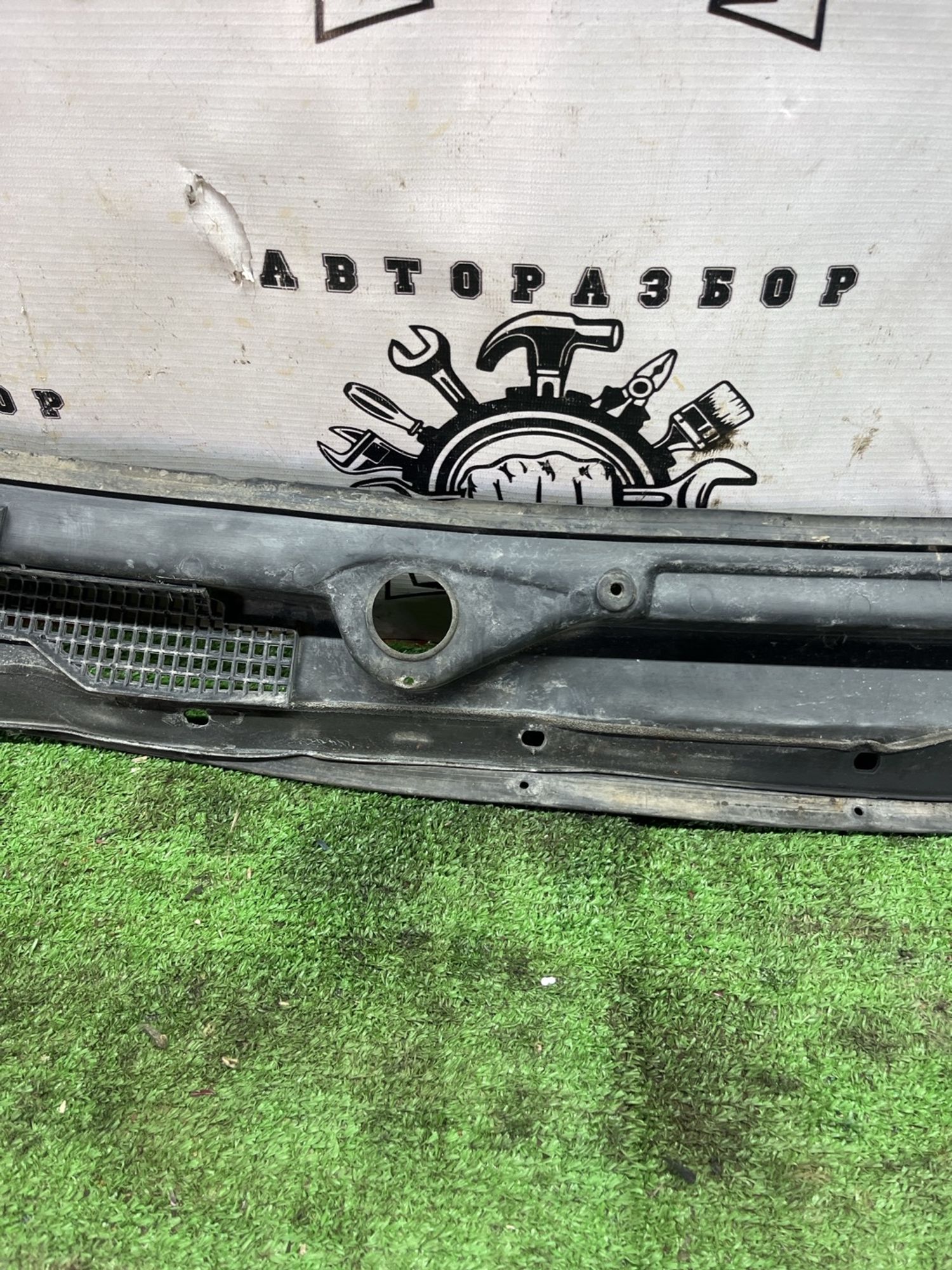 https://ycs.partsauto.market/partsauto-images/thmbs/userImages/cca1856e256b5441544f9aba03b424a6/part/dfd47034-3e44-4350-a24f-7e93d37ee80e_1778736560340.jpg