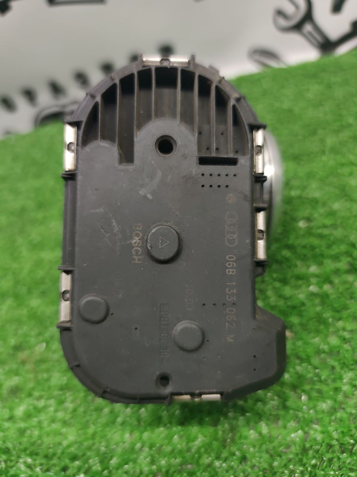 https://ycs.partsauto.market/partsauto-images/thmbs/userImages/cca1856e256b5441544f9aba03b424a6/part/e0d6a8f1-2115-46f9-a8f0-13e42cf98fcf_1781521460890.jpg