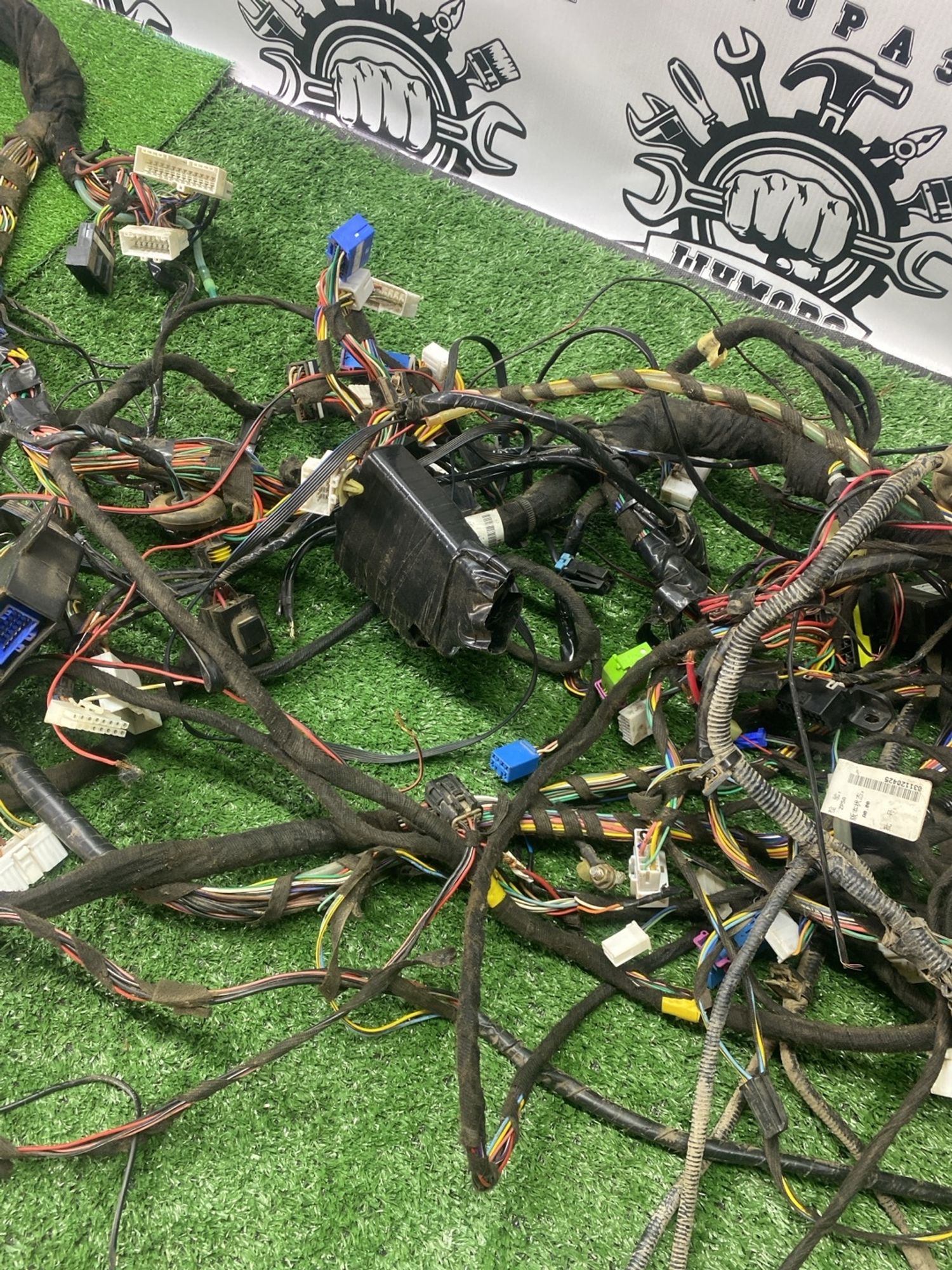 https://ycs.partsauto.market/partsauto-images/thmbs/userImages/cca1856e256b5441544f9aba03b424a6/part/e15b030a-e695-413b-a3f6-e8ff67b4ca5e_1781084160612.jpg