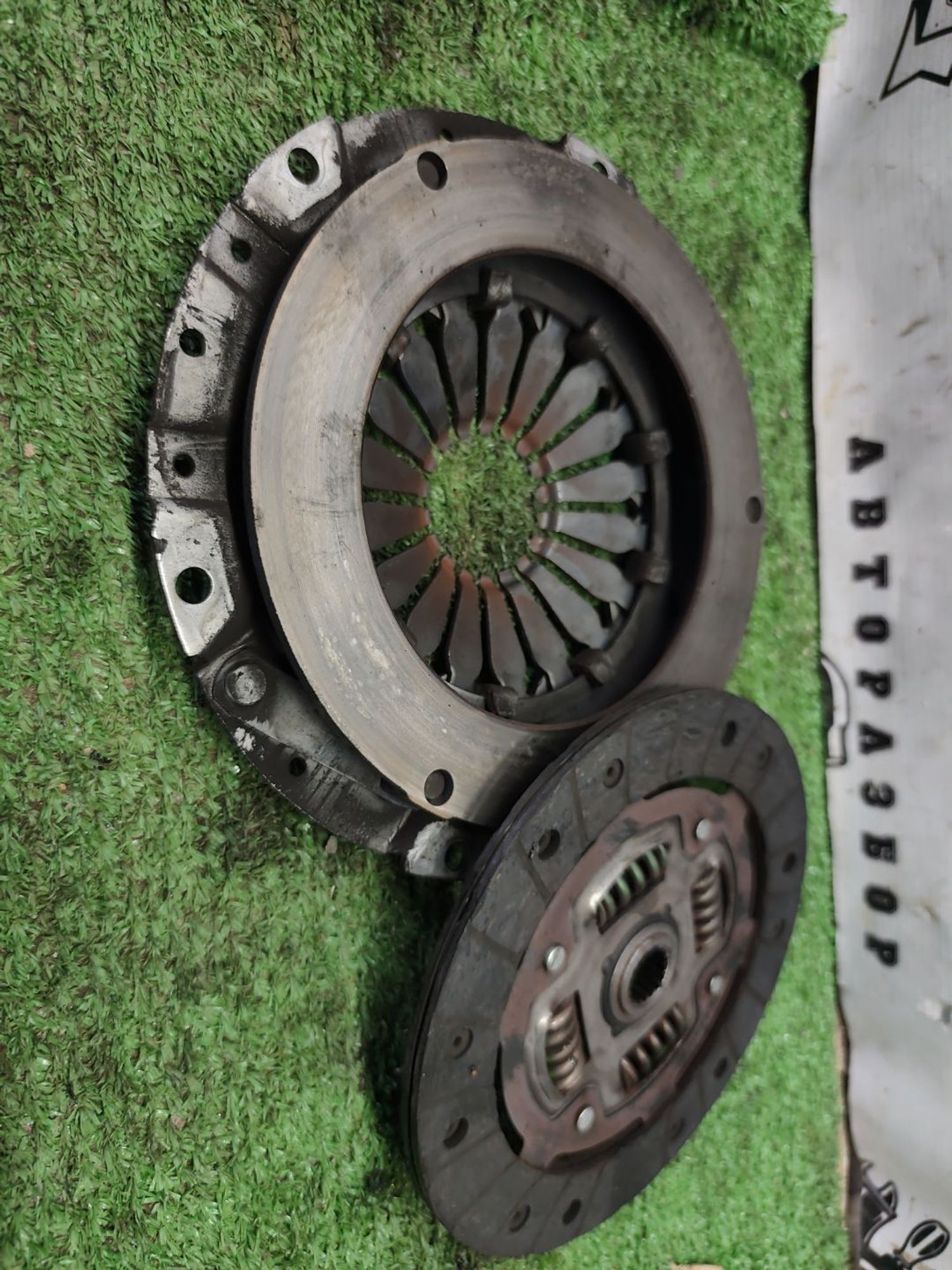 https://ycs.partsauto.market/partsauto-images/thmbs/userImages/cca1856e256b5441544f9aba03b424a6/part/e1a3f474-6a06-479e-96d9-55b617da3a4b_1778757540849.jpg