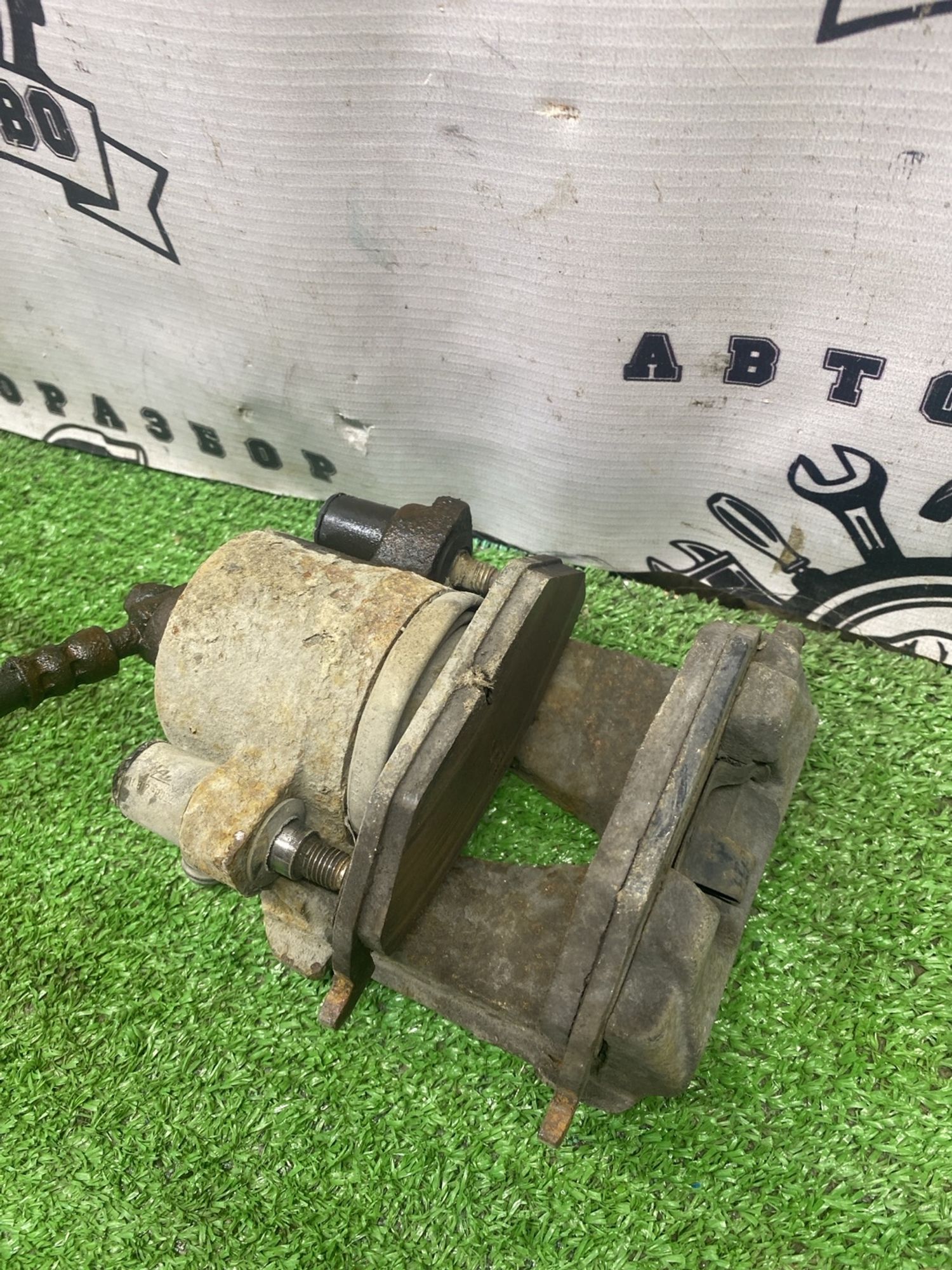 https://ycs.partsauto.market/partsauto-images/thmbs/userImages/cca1856e256b5441544f9aba03b424a6/part/e2cd1adf-20fa-4d63-b871-4232785e163d_1777279746724.jpg