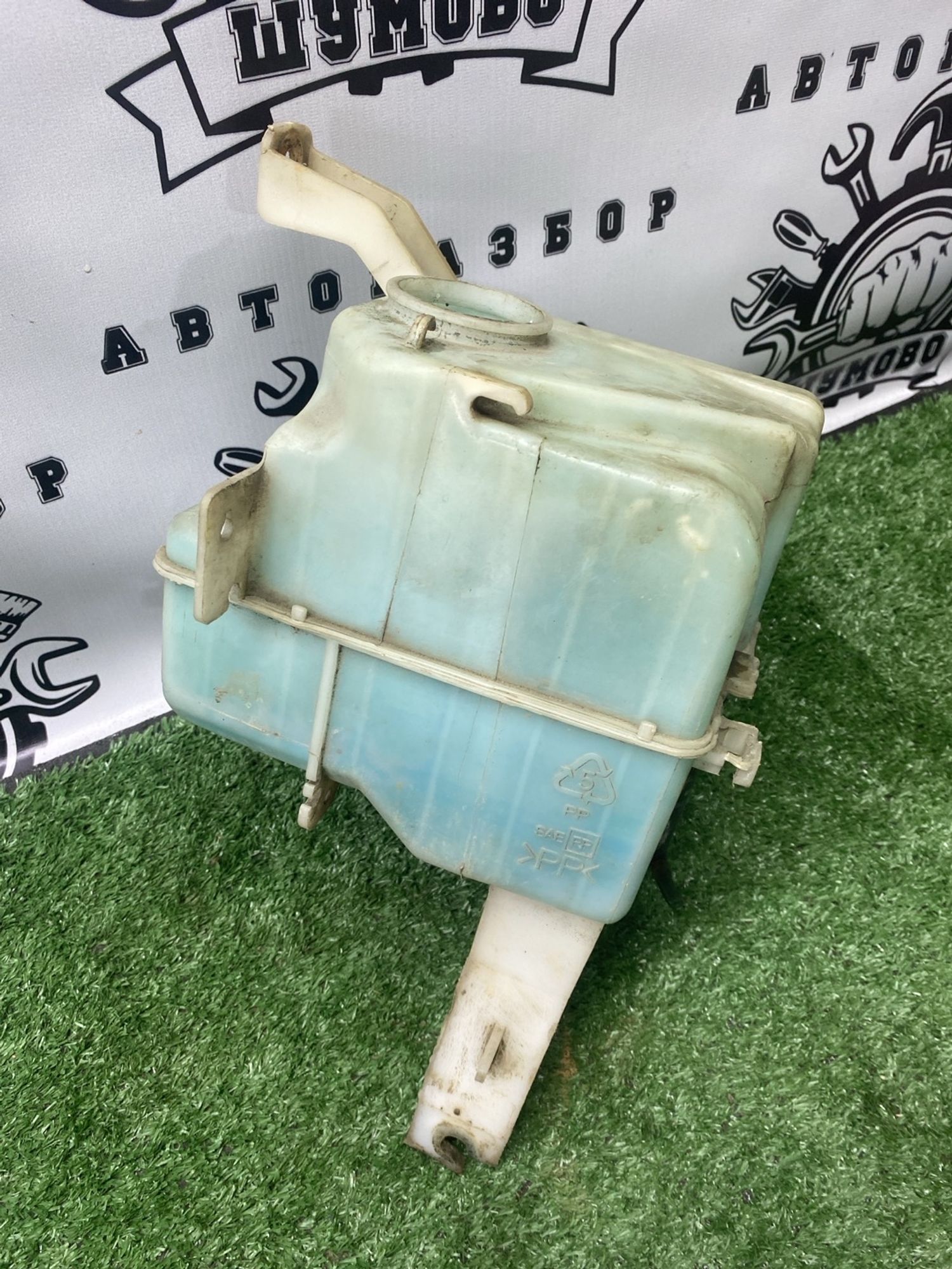 https://ycs.partsauto.market/partsauto-images/thmbs/userImages/cca1856e256b5441544f9aba03b424a6/part/e4b6cf56-17aa-42f7-9145-49bac0dee7ef_1782211159994.jpg
