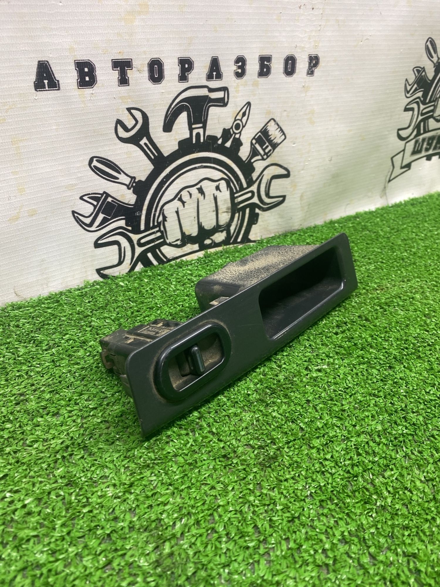 https://ycs.partsauto.market/partsauto-images/thmbs/userImages/cca1856e256b5441544f9aba03b424a6/part/e6100d65-c4ac-40e3-bc88-8f98f7ba85b9_1780464741426.jpg