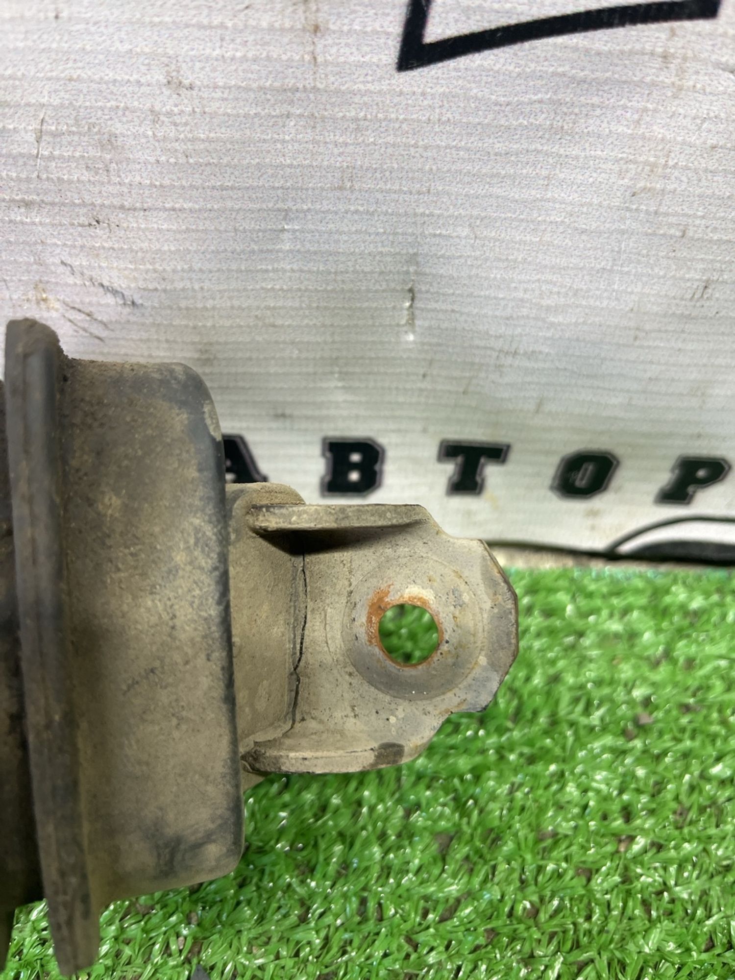 https://ycs.partsauto.market/partsauto-images/thmbs/userImages/cca1856e256b5441544f9aba03b424a6/part/e62d2870-814b-4804-99e8-2d44271d1e45_1776244526948.jpg