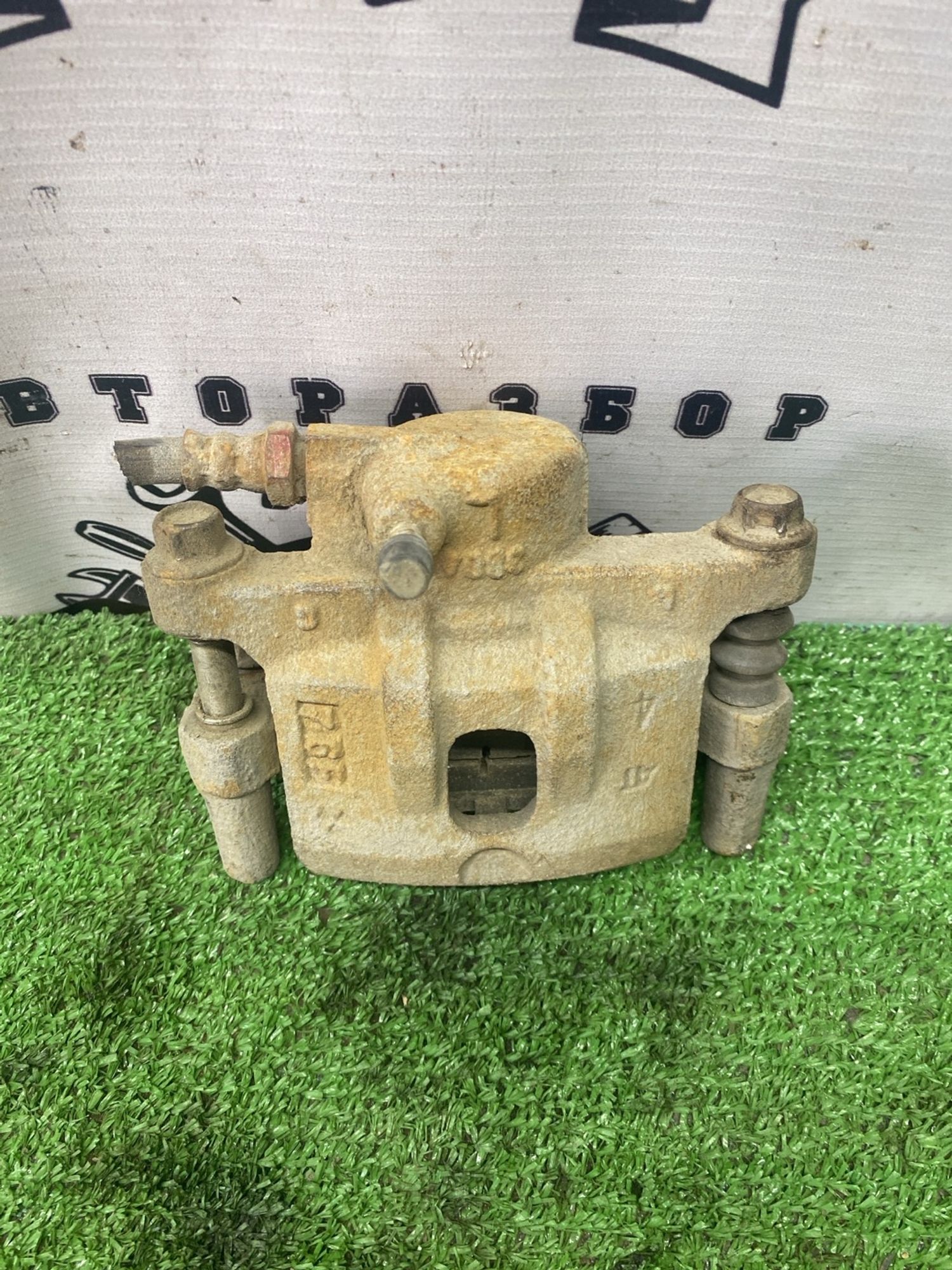 https://ycs.partsauto.market/partsauto-images/thmbs/userImages/cca1856e256b5441544f9aba03b424a6/part/e6a7313f-235f-4031-99ca-f54a6c48a5aa_1780045036419.jpg