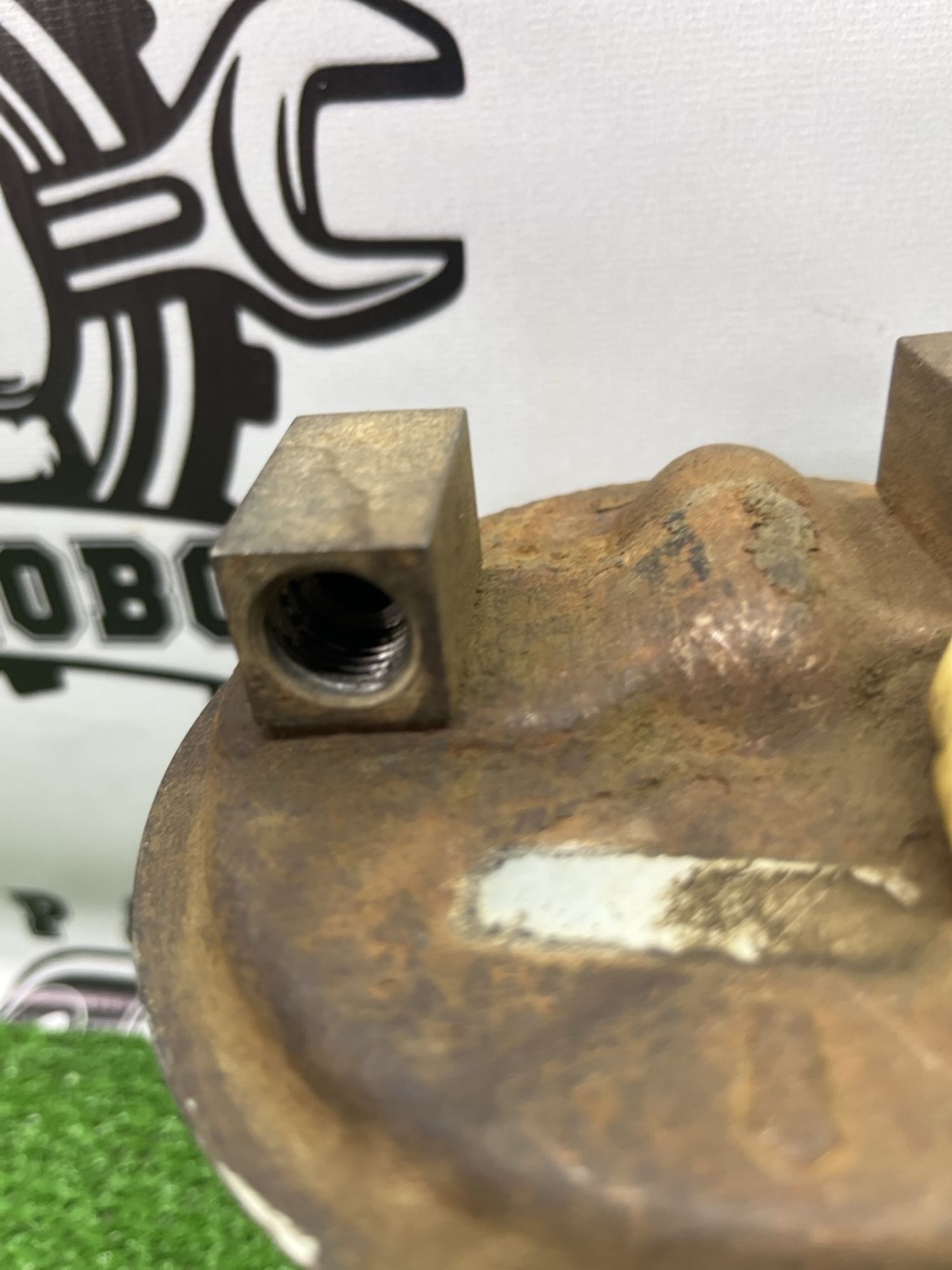 https://ycs.partsauto.market/partsauto-images/thmbs/userImages/cca1856e256b5441544f9aba03b424a6/part/e96e4f7a-05d9-4536-86ae-66ea5c5d9a46_1784179431010.jpg