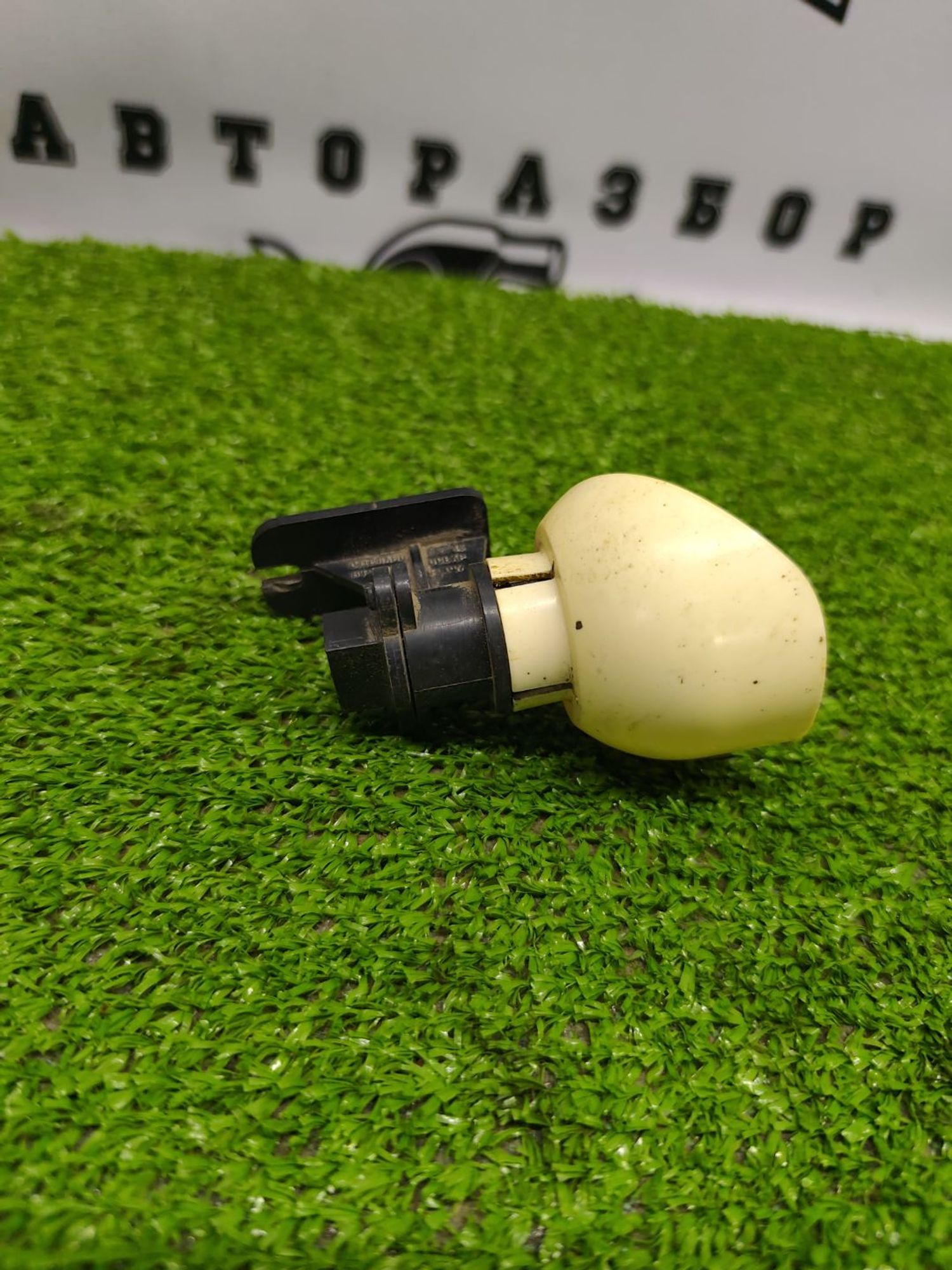 https://ycs.partsauto.market/partsauto-images/thmbs/userImages/cca1856e256b5441544f9aba03b424a6/part/e9cae9f5-b3d7-4dff-a2d9-468f749f9d12_1781175931013.jpg