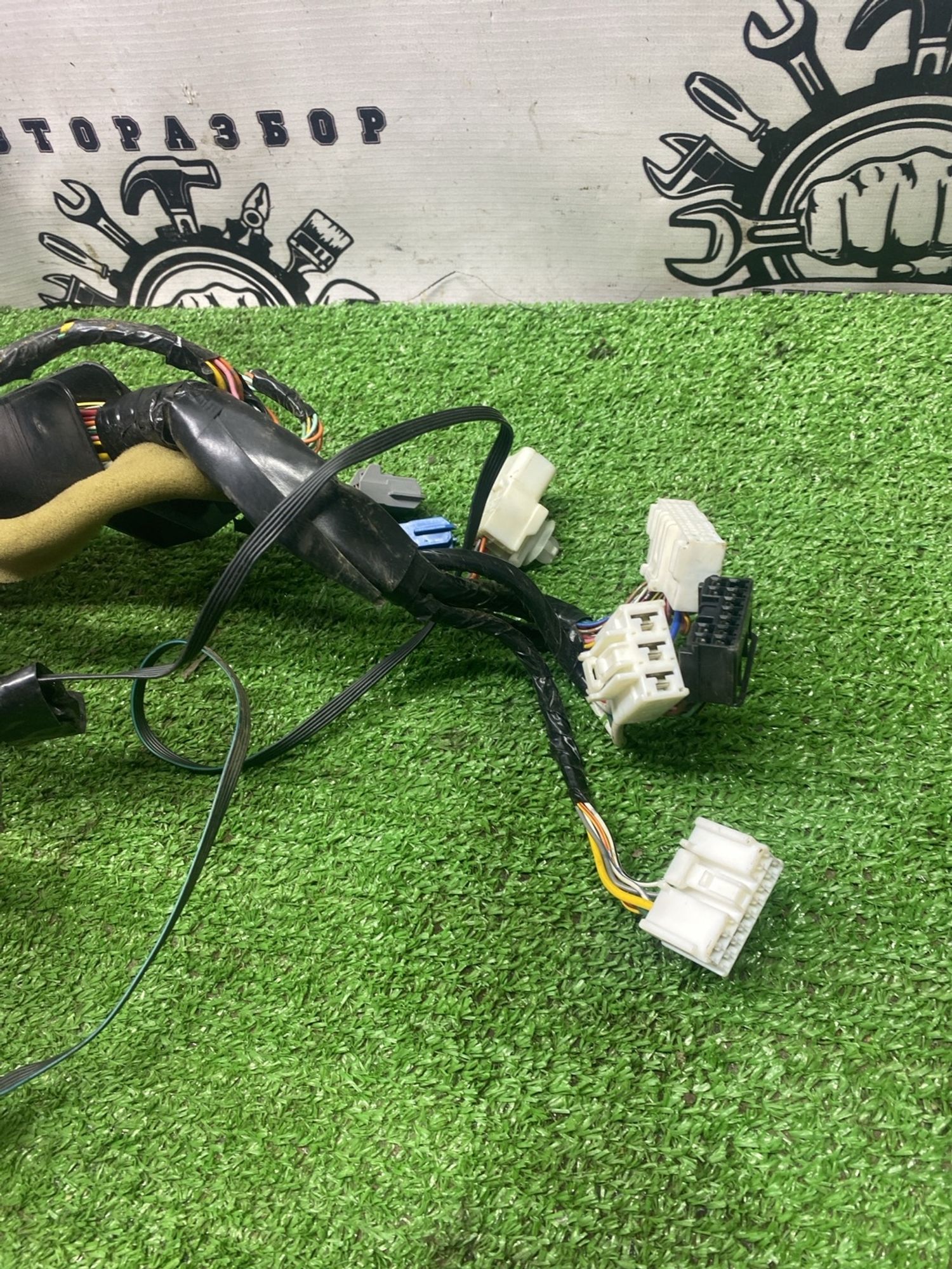 https://ycs.partsauto.market/partsauto-images/thmbs/userImages/cca1856e256b5441544f9aba03b424a6/part/ea2c05fc-a192-40b8-8d74-4ce3fb4c1101_1780132377024.jpg