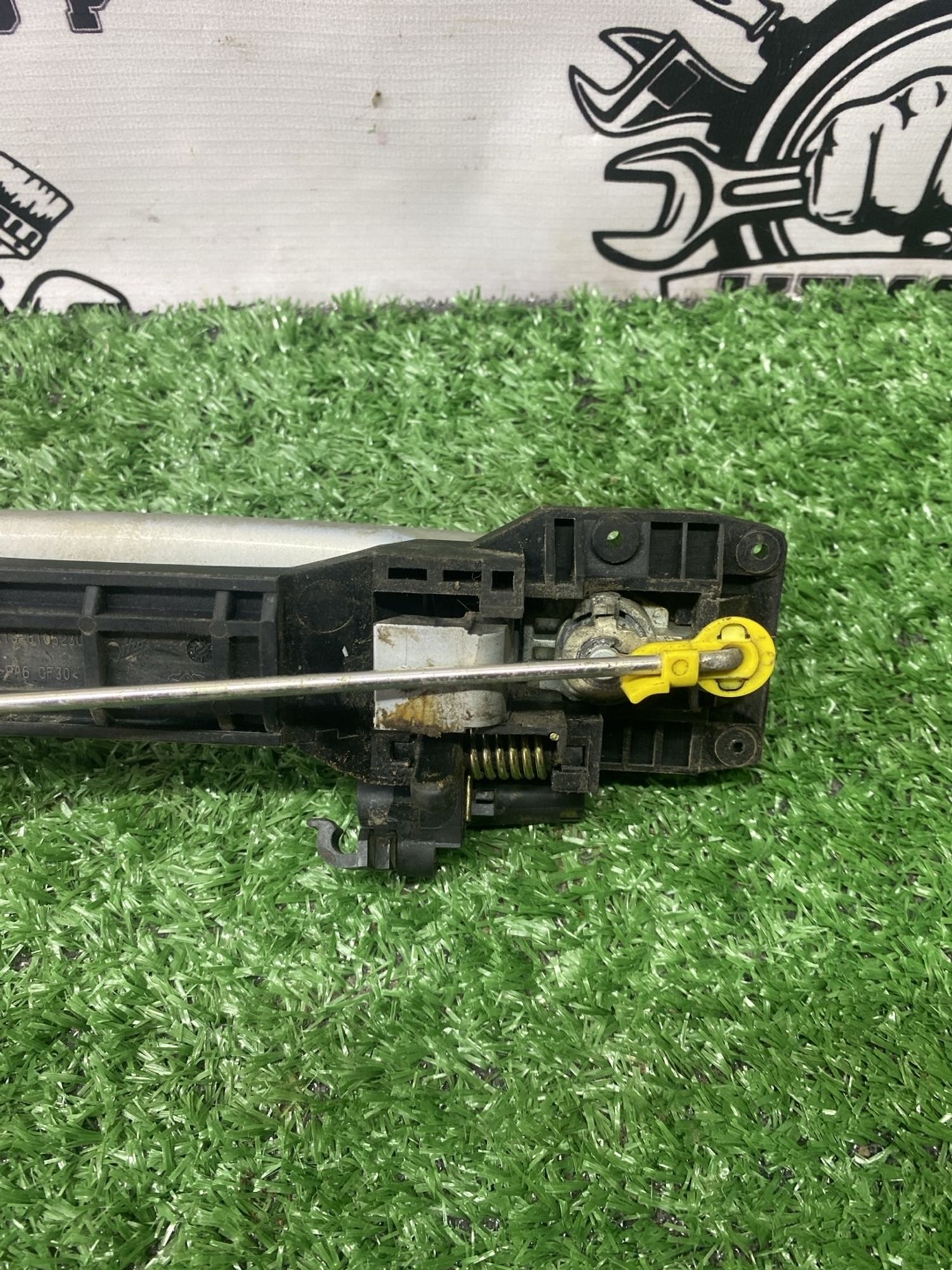 https://ycs.partsauto.market/partsauto-images/thmbs/userImages/cca1856e256b5441544f9aba03b424a6/part/ed1092c3-577f-4c0b-a2e1-61eafc74412b_1780915376415.jpg