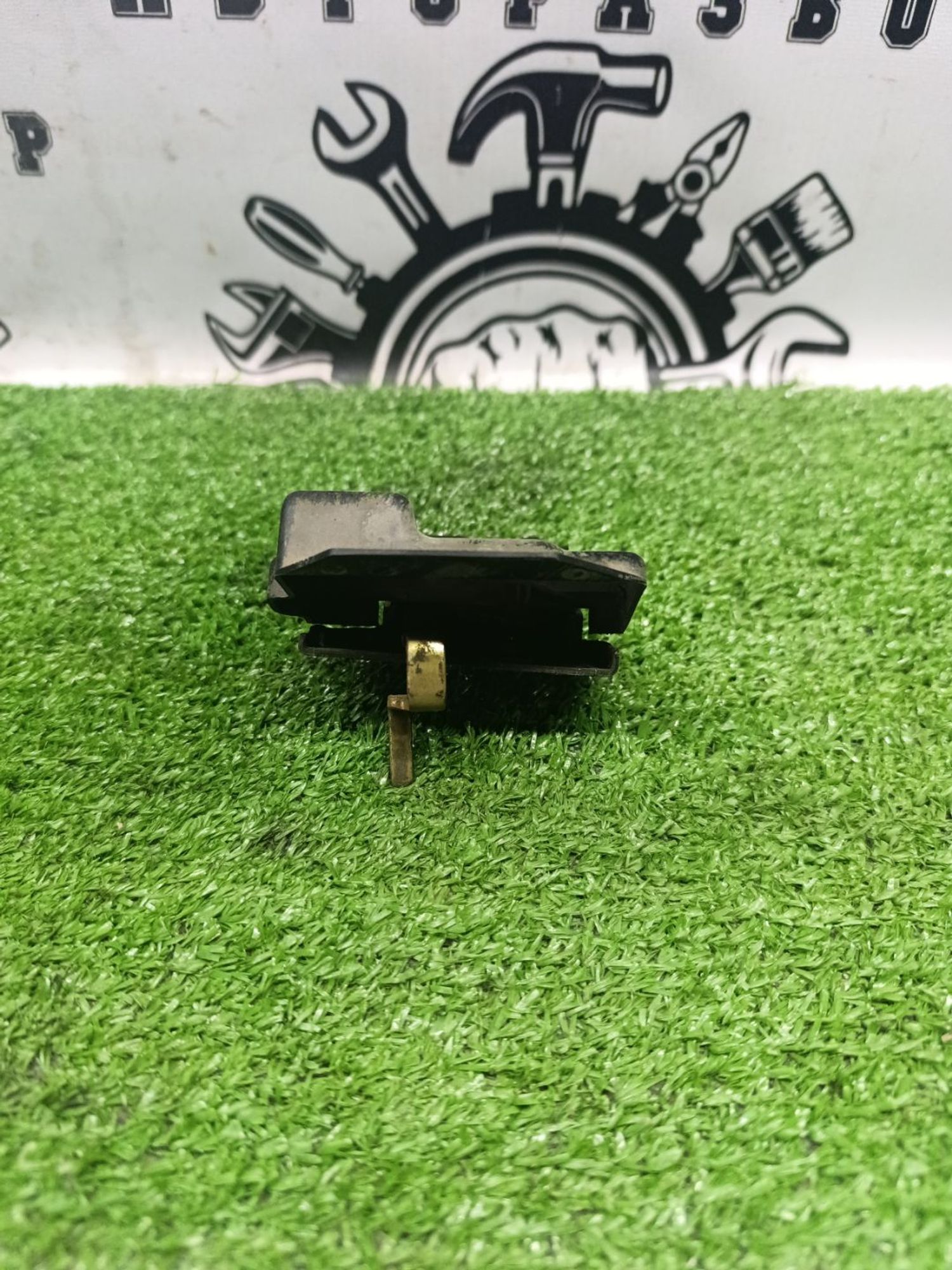 https://ycs.partsauto.market/partsauto-images/thmbs/userImages/cca1856e256b5441544f9aba03b424a6/part/eda3d4d0-1358-40eb-95fc-b32c18c4b4ad_1789117413566.jpg