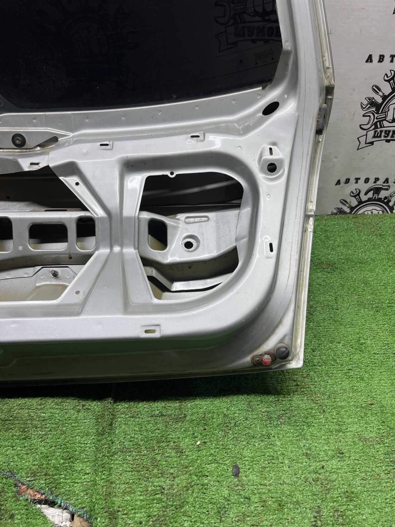 https://ycs.partsauto.market/partsauto-images/thmbs/userImages/cca1856e256b5441544f9aba03b424a6/part/ee5b0737-860b-4739-8cb9-b20960e3f736_1777370250205.jpg
