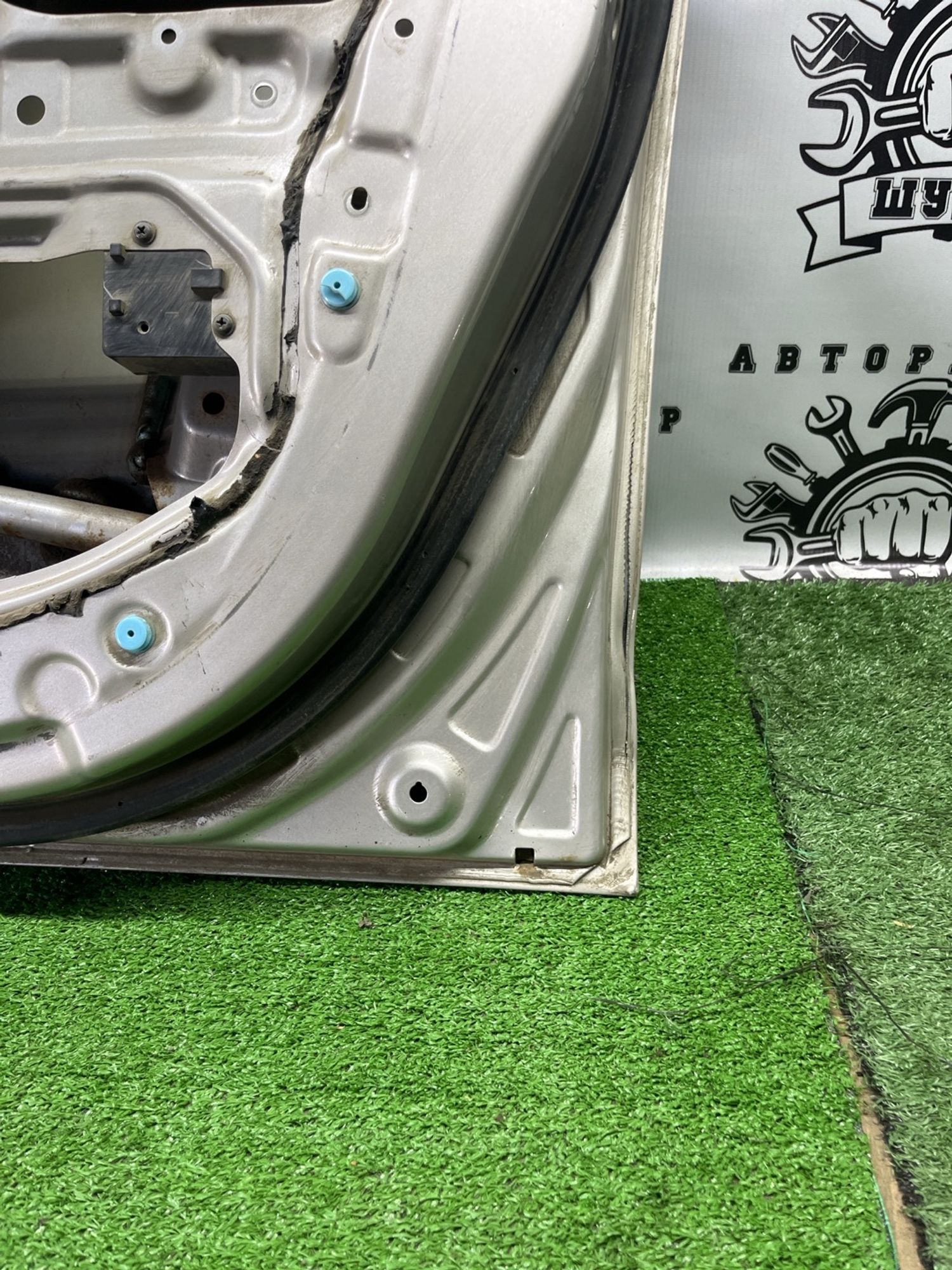 https://ycs.partsauto.market/partsauto-images/thmbs/userImages/cca1856e256b5441544f9aba03b424a6/part/f0235a3c-8685-45b5-bb61-c91189c6fdb0_1782822531047.jpg
