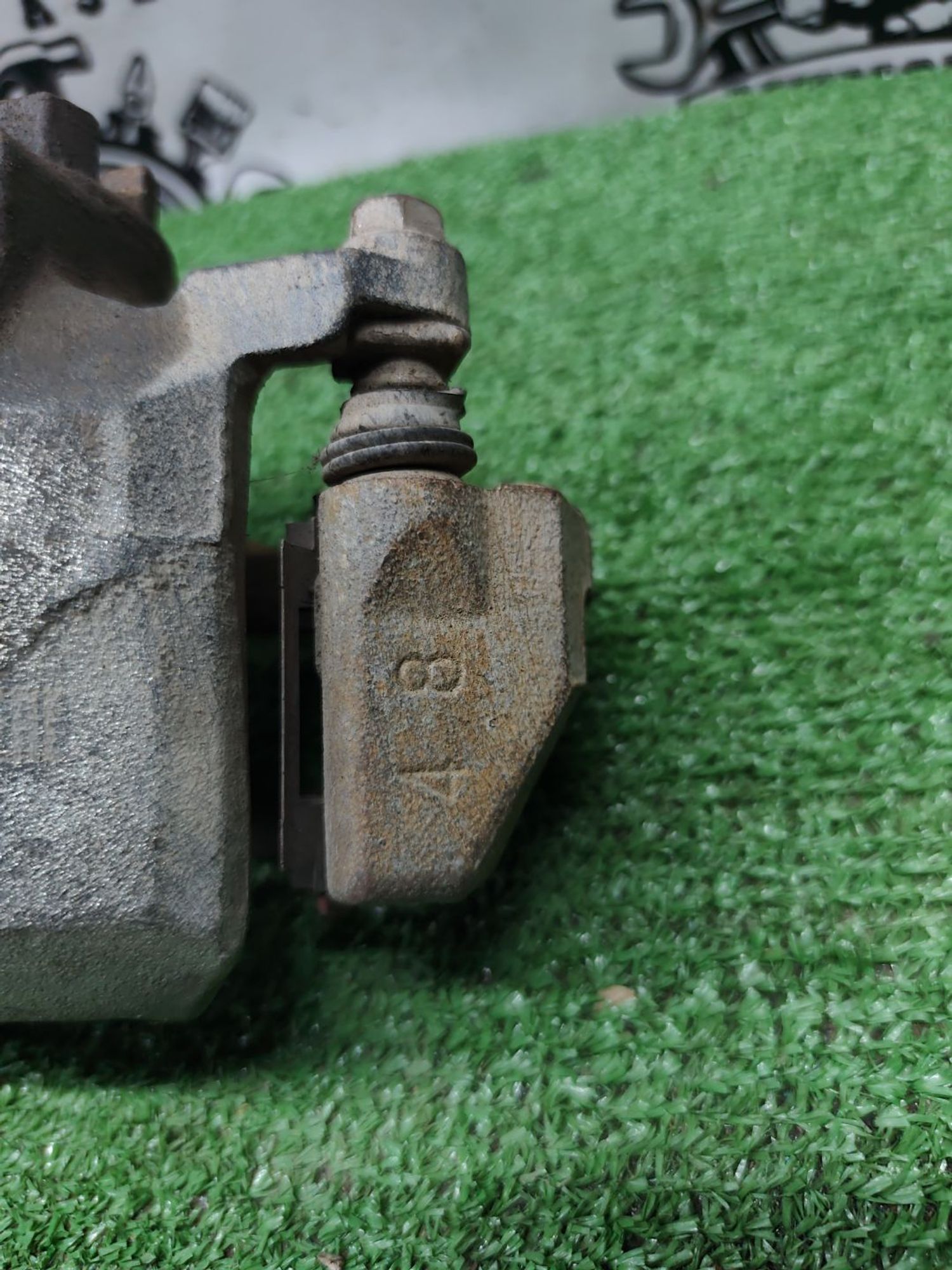 https://ycs.partsauto.market/partsauto-images/thmbs/userImages/cca1856e256b5441544f9aba03b424a6/part/f0497b23-e39b-4739-b98b-34eb6dd4d857_1779256836563.jpg