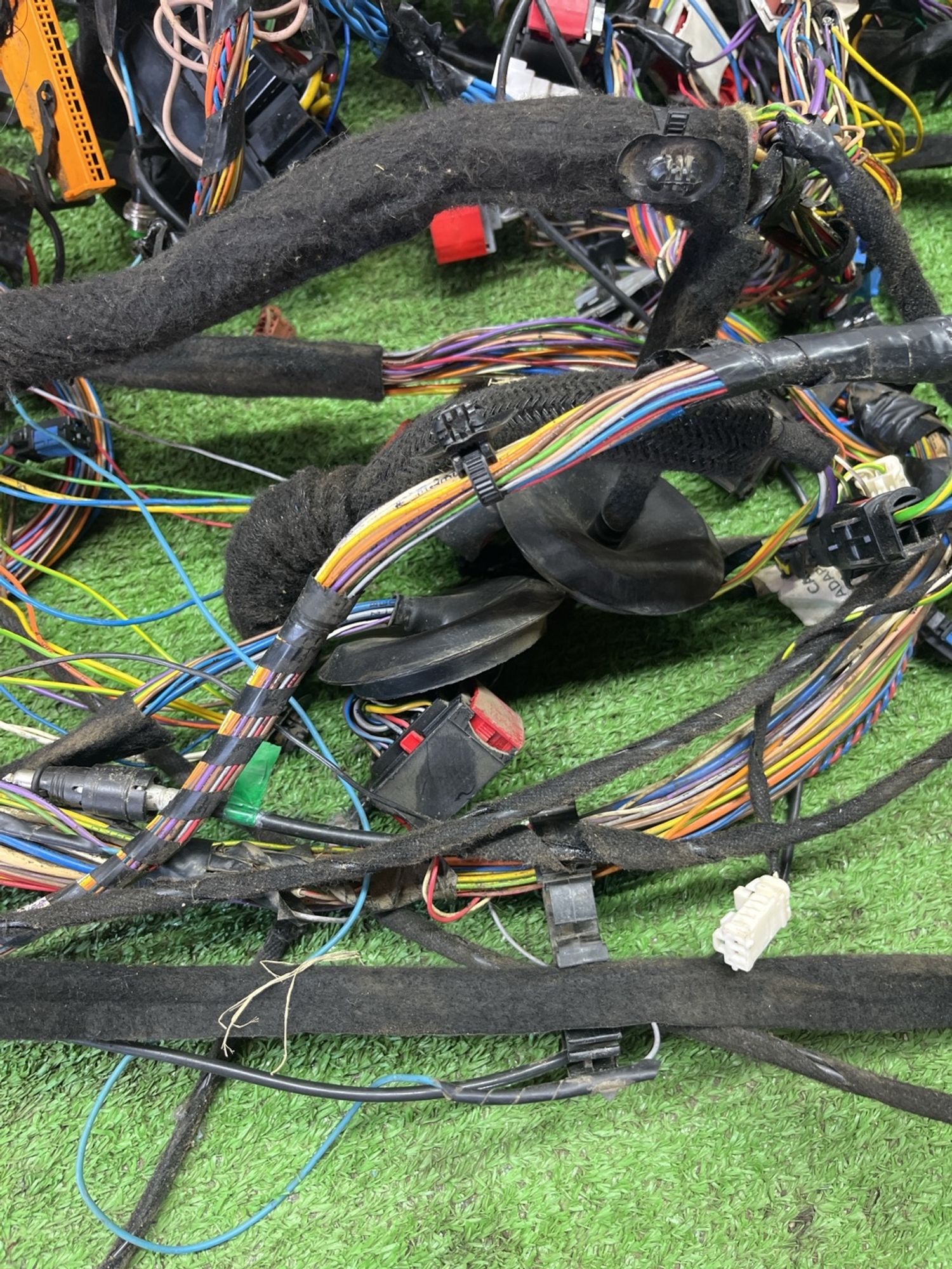 https://ycs.partsauto.market/partsauto-images/thmbs/userImages/cca1856e256b5441544f9aba03b424a6/part/f07f8440-17ab-4fdd-a4e6-bc44533949ab_1778046728663.jpg