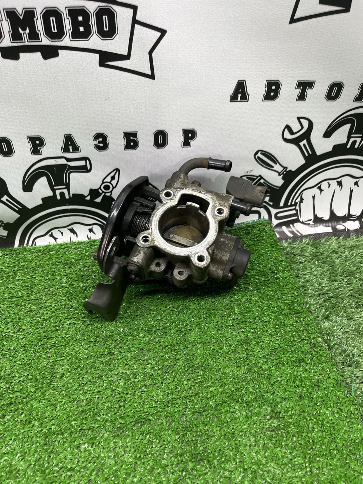 https://ycs.partsauto.market/partsauto-images/thmbs/userImages/cca1856e256b5441544f9aba03b424a6/part/f133e547-7f1f-46d0-8634-7b46134eac7d_1782569011158.jpg
