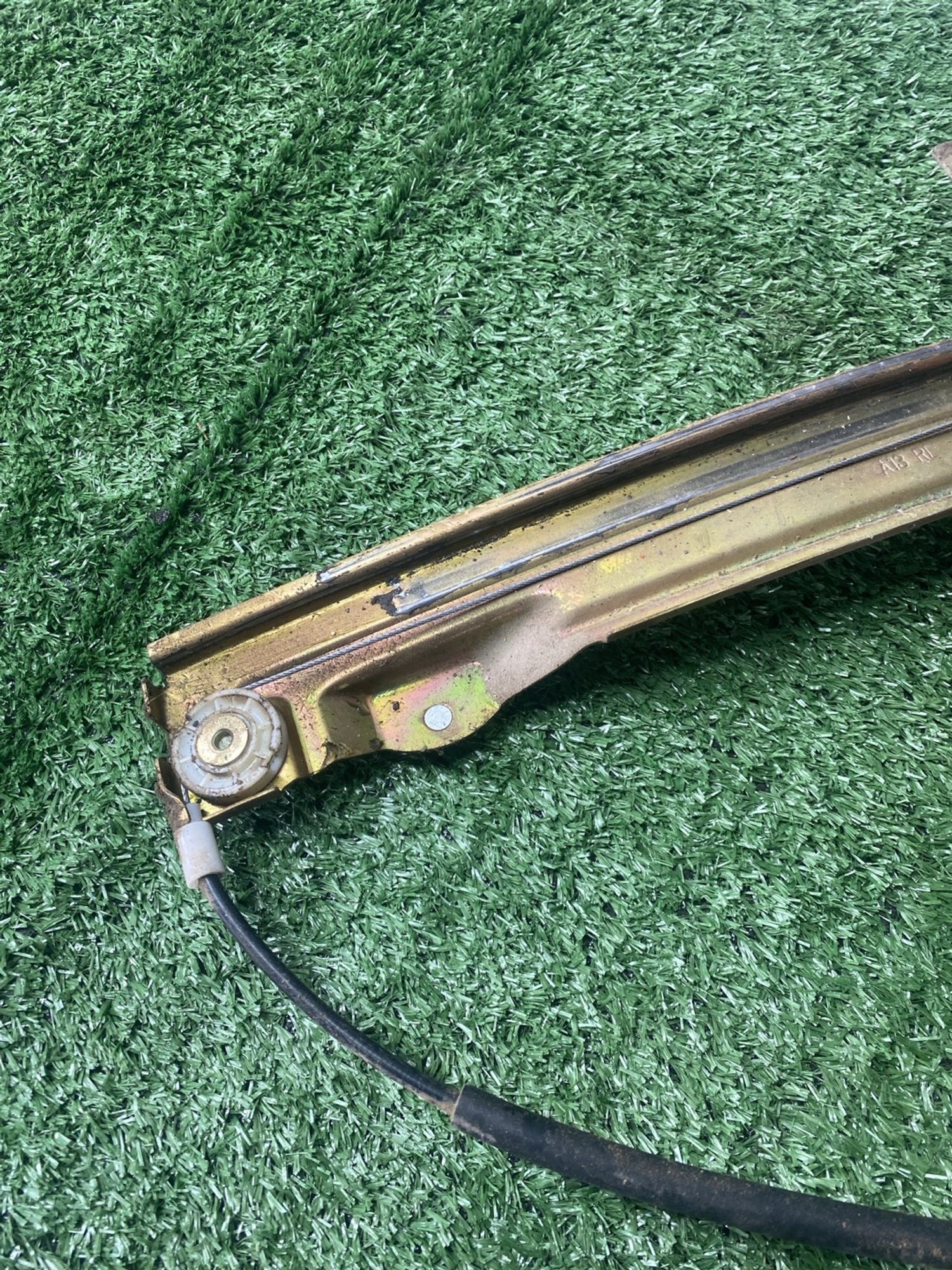 https://ycs.partsauto.market/partsauto-images/thmbs/userImages/cca1856e256b5441544f9aba03b424a6/part/f1815830-c8f9-4b59-925d-c4f5e82a554c_1781069226358.jpg