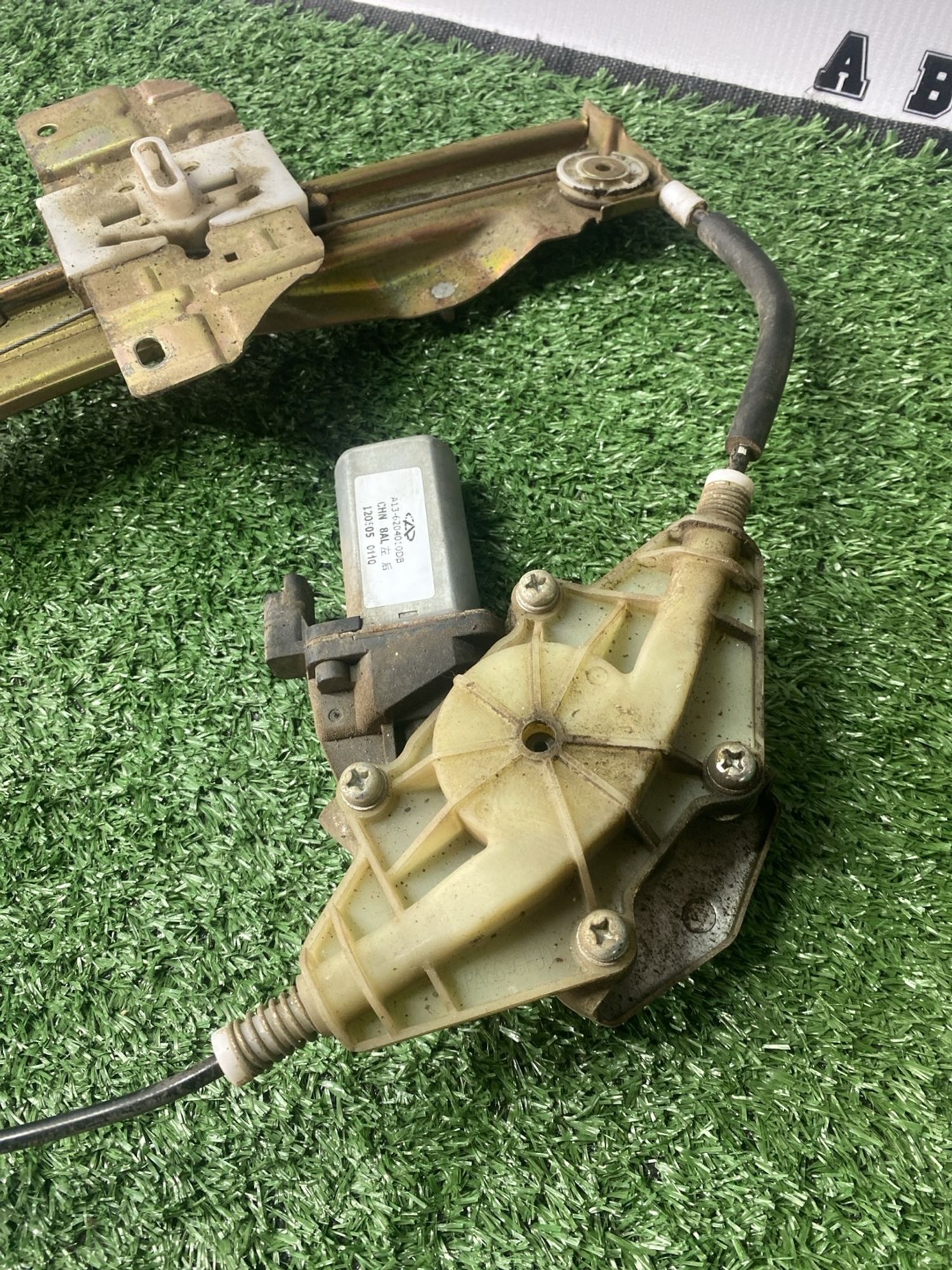 https://ycs.partsauto.market/partsauto-images/thmbs/userImages/cca1856e256b5441544f9aba03b424a6/part/f26614d3-0d98-4d97-96bb-4b6b7168a897_1781069222246.jpg