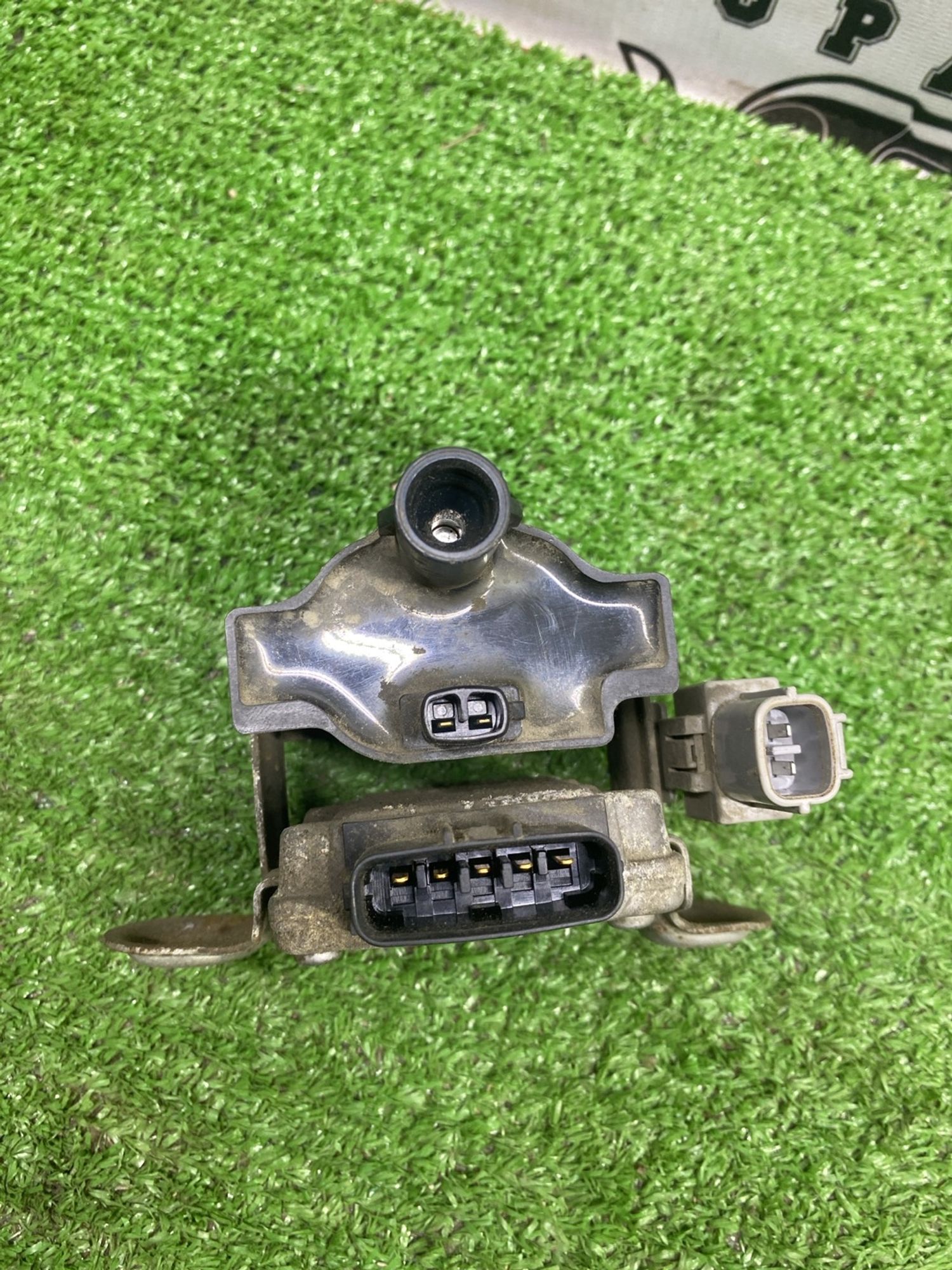 https://ycs.partsauto.market/partsauto-images/thmbs/userImages/cca1856e256b5441544f9aba03b424a6/part/f2888f41-5218-4b6c-9d79-6ea73dd17a03_1786099393054.jpg
