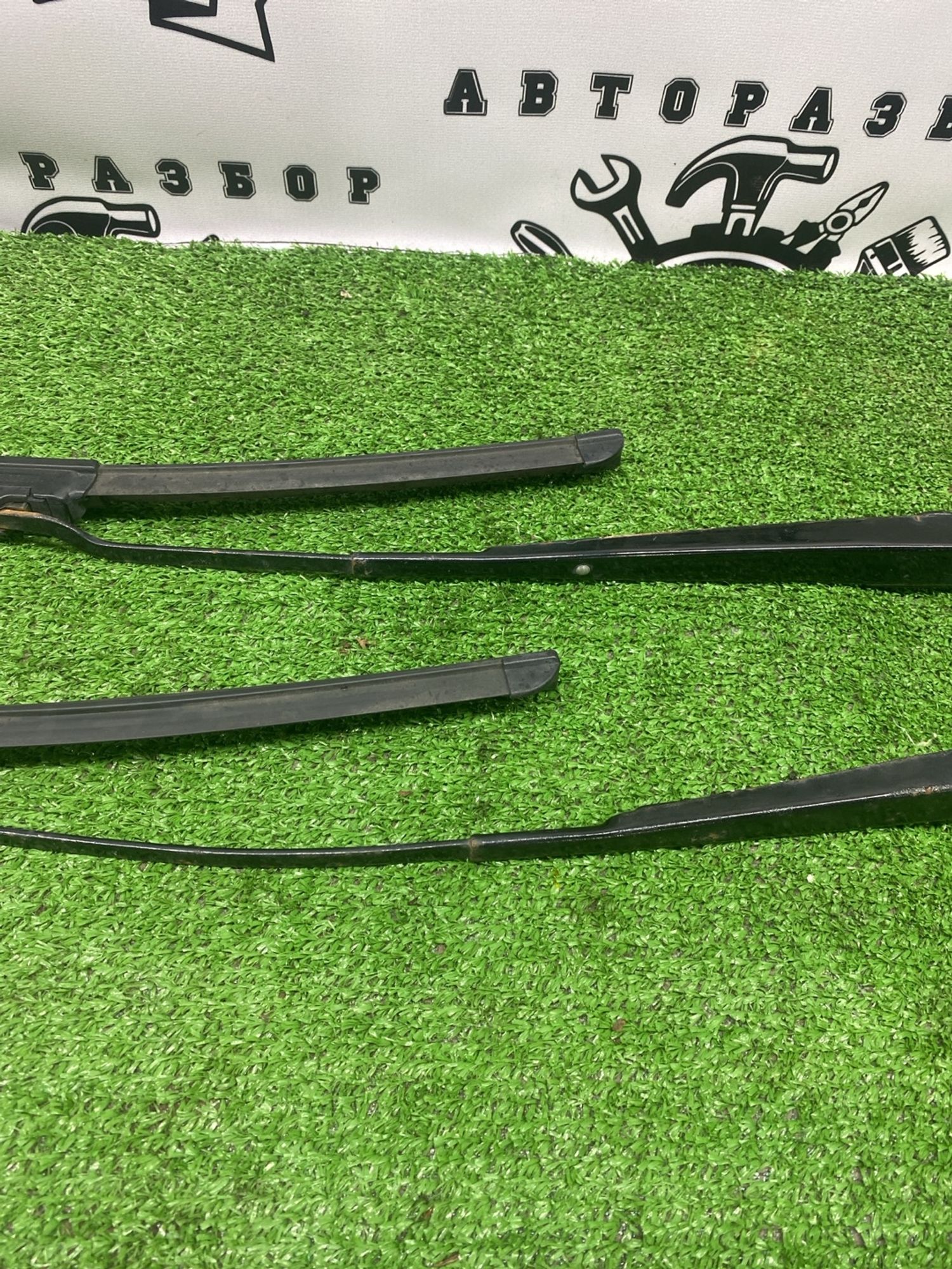 https://ycs.partsauto.market/partsauto-images/thmbs/userImages/cca1856e256b5441544f9aba03b424a6/part/f3159d1a-9c70-45fc-83d7-d07c1e807ab5_1781774790901.jpg