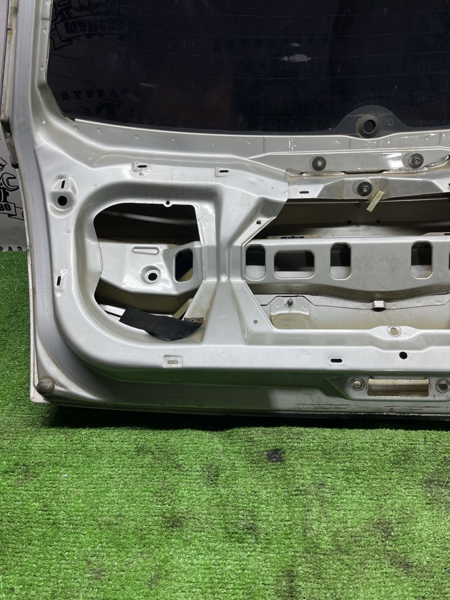 https://ycs.partsauto.market/partsauto-images/thmbs/userImages/cca1856e256b5441544f9aba03b424a6/part/f40dd62d-3b1a-4331-bdae-8b67411b2939_1777370251818.jpg