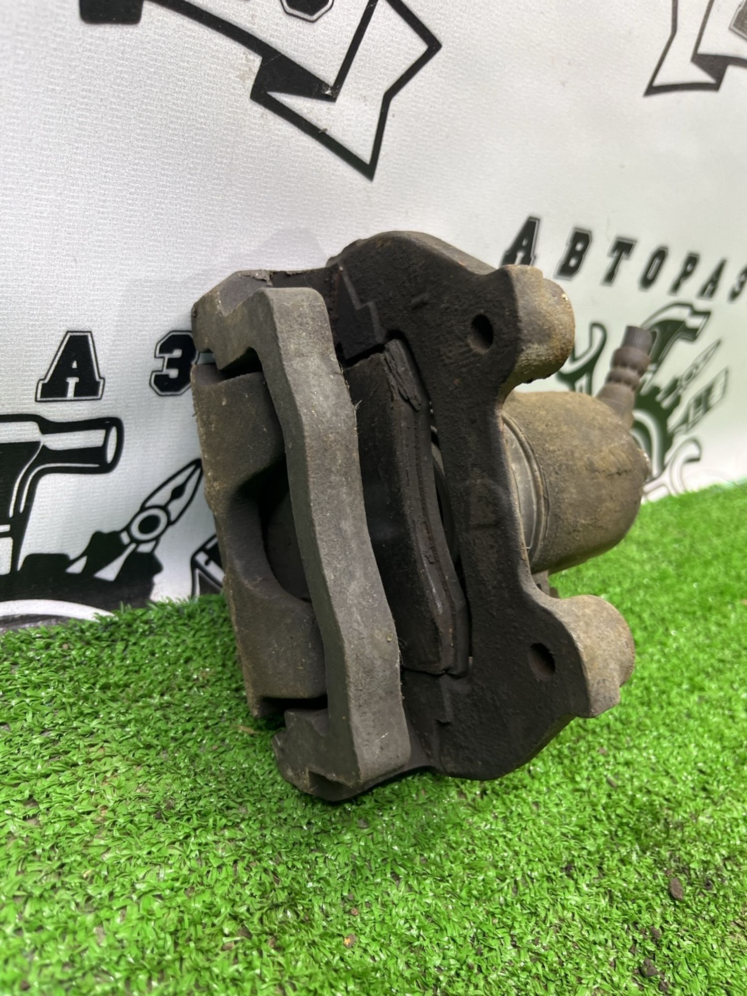 https://ycs.partsauto.market/partsauto-images/thmbs/userImages/cca1856e256b5441544f9aba03b424a6/part/f4636613-4861-4112-a7b3-4380860f3746_1783329451350.jpg