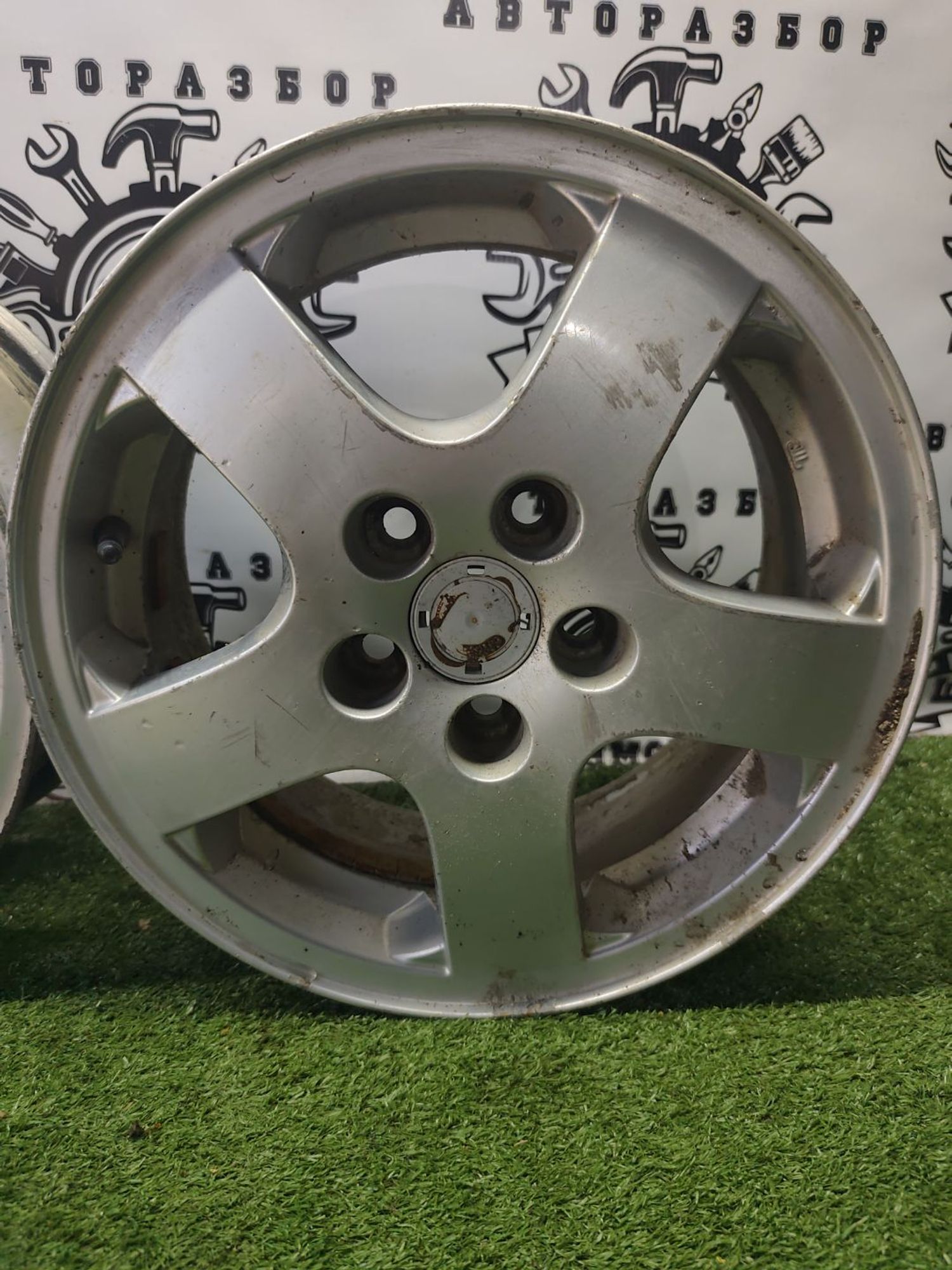 https://ycs.partsauto.market/partsauto-images/thmbs/userImages/cca1856e256b5441544f9aba03b424a6/part/f4c3d569-28c4-41e1-a1e1-02b9a3670789_1783680158220.jpg