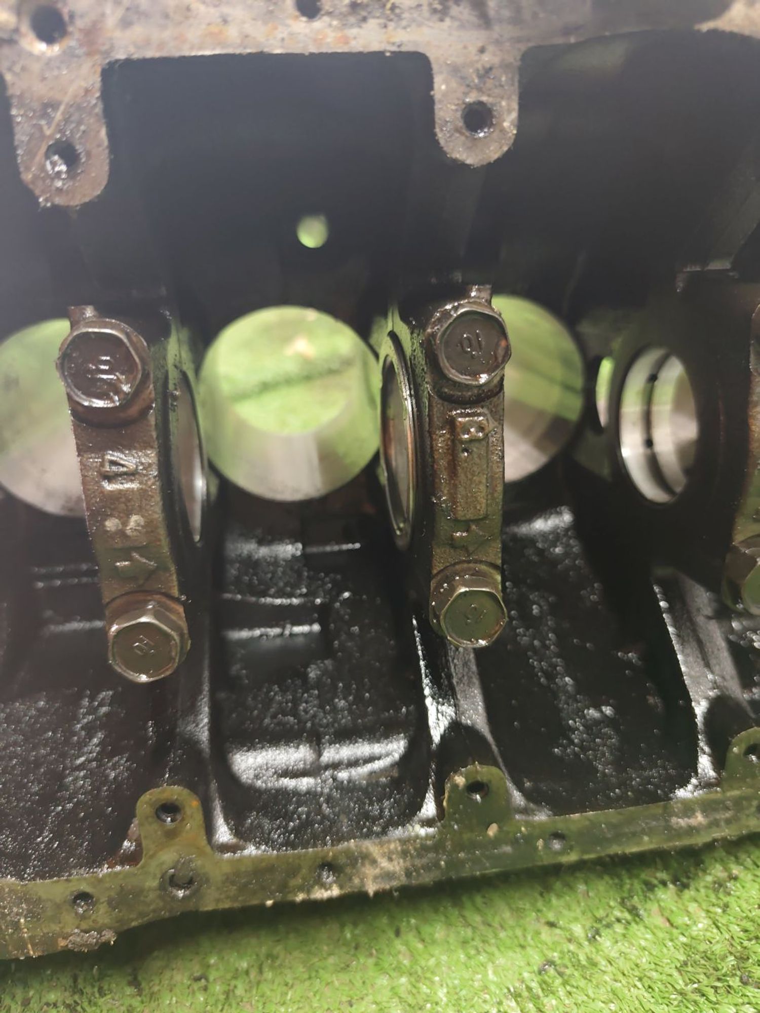 https://ycs.partsauto.market/partsauto-images/thmbs/userImages/cca1856e256b5441544f9aba03b424a6/part/f6a4c7a2-1c3b-4d6e-a42f-b32a19fbd7c1_1780306012271.jpg