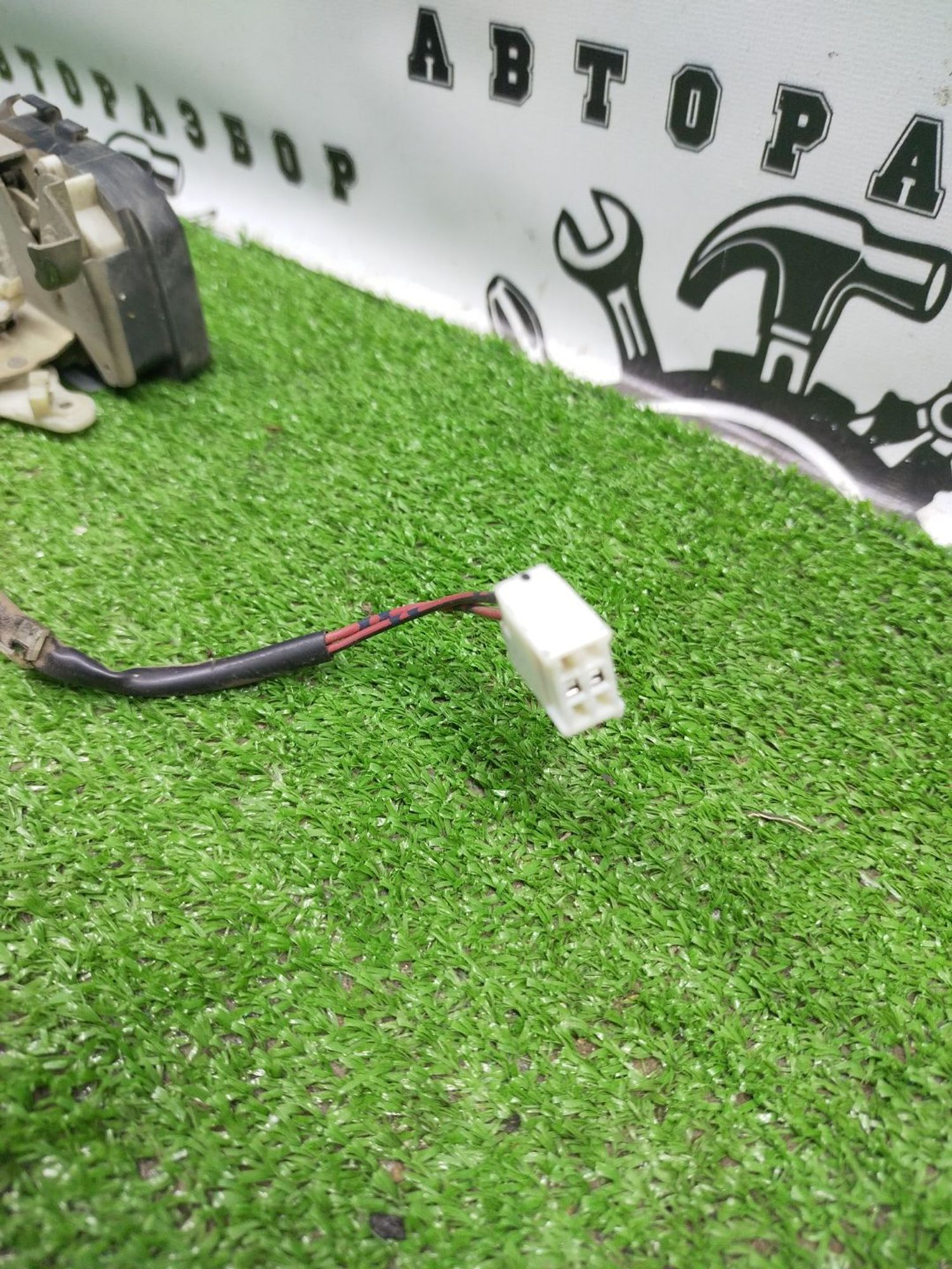 https://ycs.partsauto.market/partsauto-images/thmbs/userImages/cca1856e256b5441544f9aba03b424a6/part/f740fee5-3157-4569-a255-1617fbae6e71_1785145112192.jpg