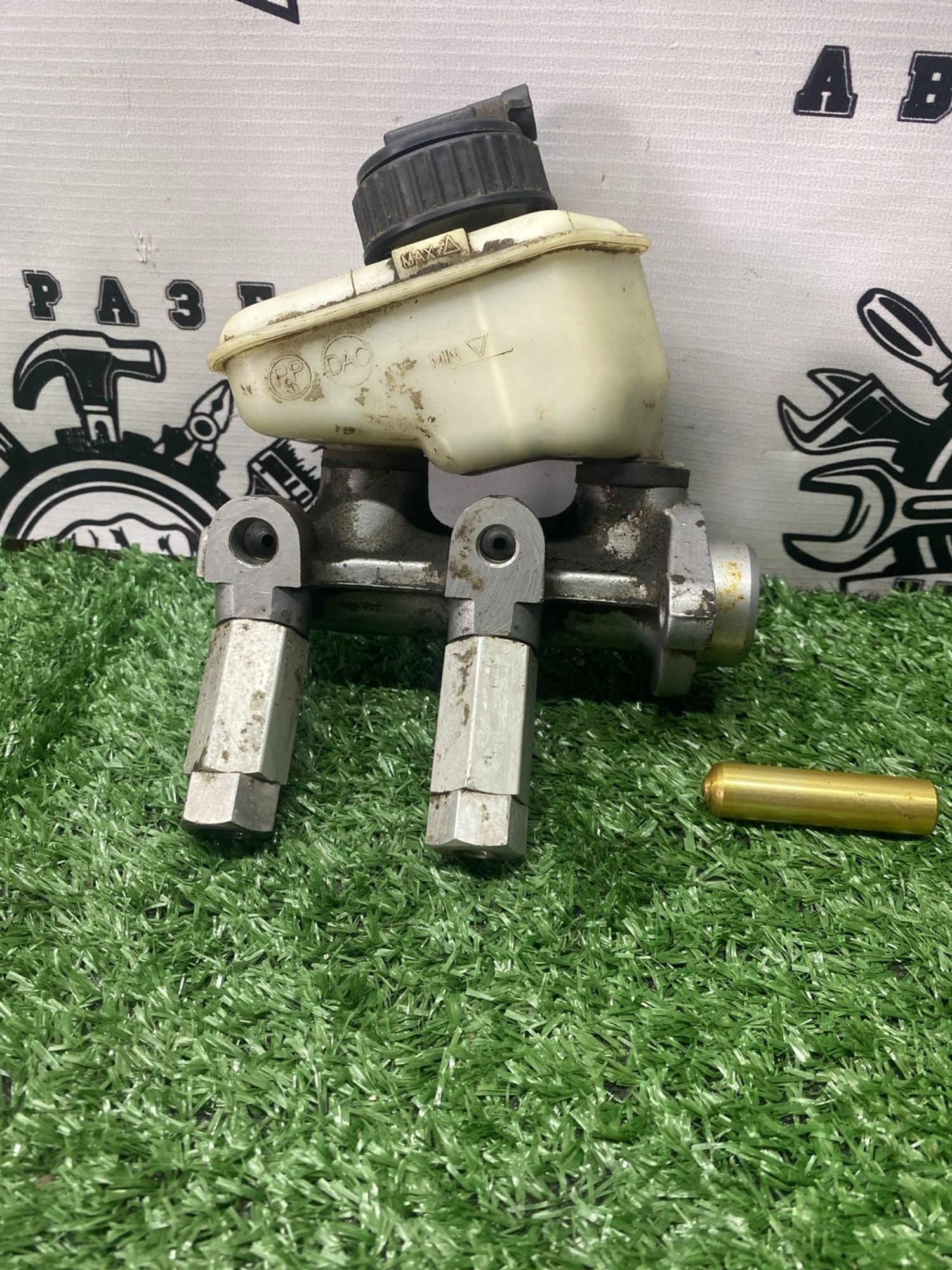 https://ycs.partsauto.market/partsauto-images/thmbs/userImages/cca1856e256b5441544f9aba03b424a6/part/f87c162f-b549-4bce-a662-81a86fb7f997_1780482201742.jpg