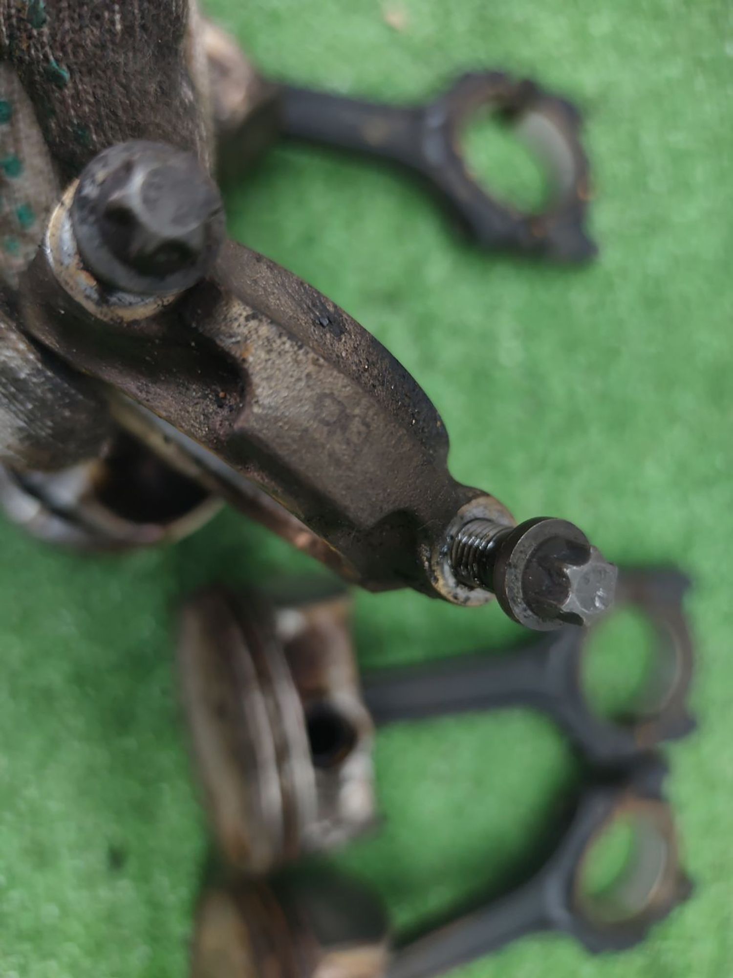 https://ycs.partsauto.market/partsauto-images/thmbs/userImages/cca1856e256b5441544f9aba03b424a6/part/f8b417a3-9a02-4e45-a20f-3af4fe22a427_1783578702053.jpg