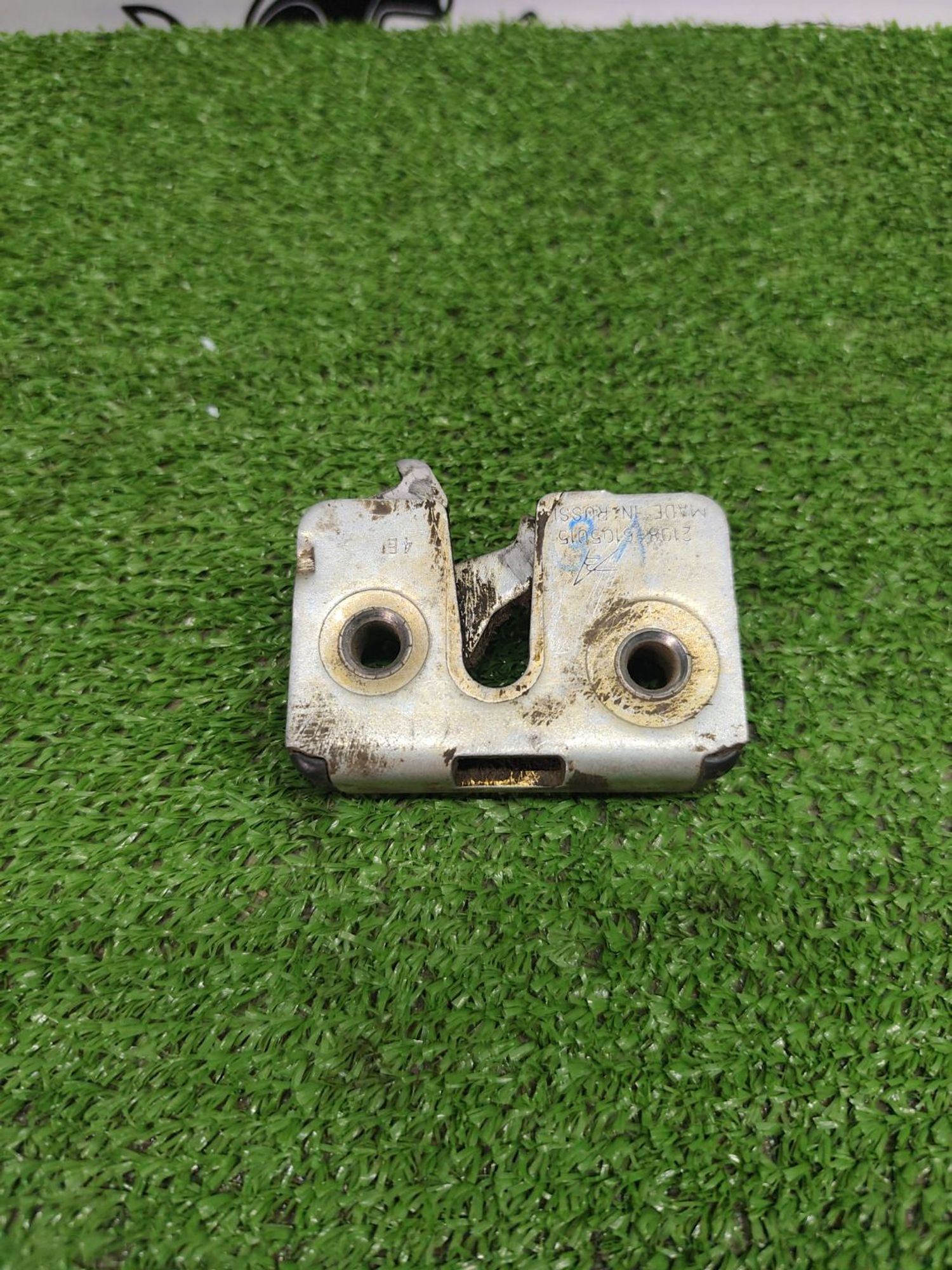 https://ycs.partsauto.market/partsauto-images/thmbs/userImages/cca1856e256b5441544f9aba03b424a6/part/f969072a-e8d0-45be-86f1-b6e94af242e1_1781170793922.jpg