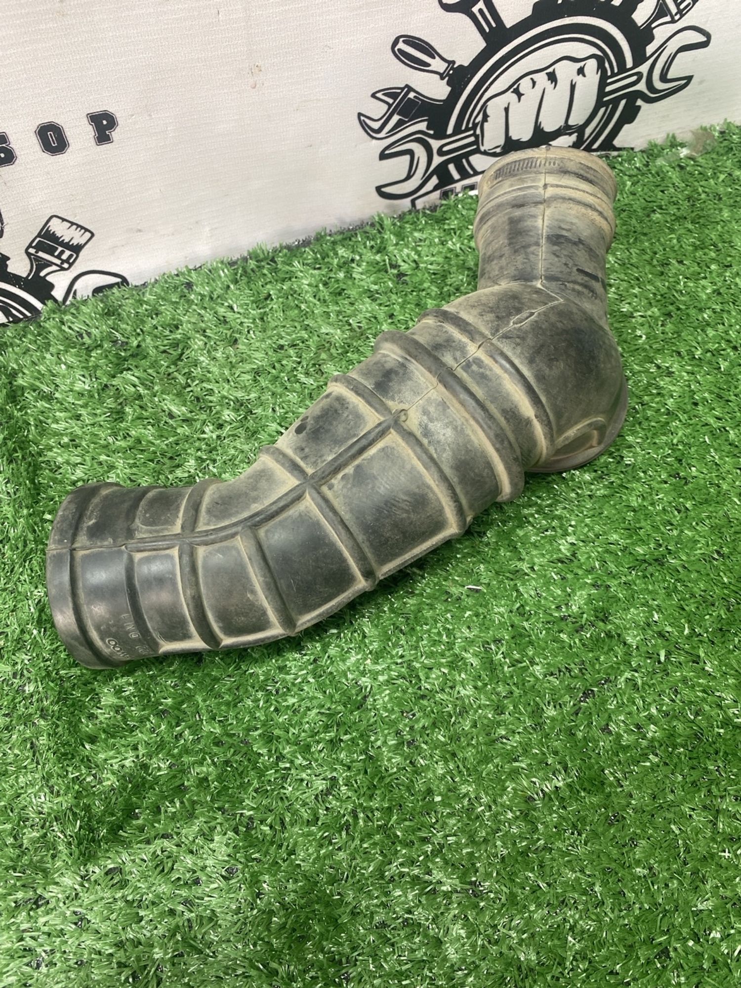 https://ycs.partsauto.market/partsauto-images/thmbs/userImages/cca1856e256b5441544f9aba03b424a6/part/f971f392-1b33-45a4-9509-591ab670ce79_1780474612702.jpg