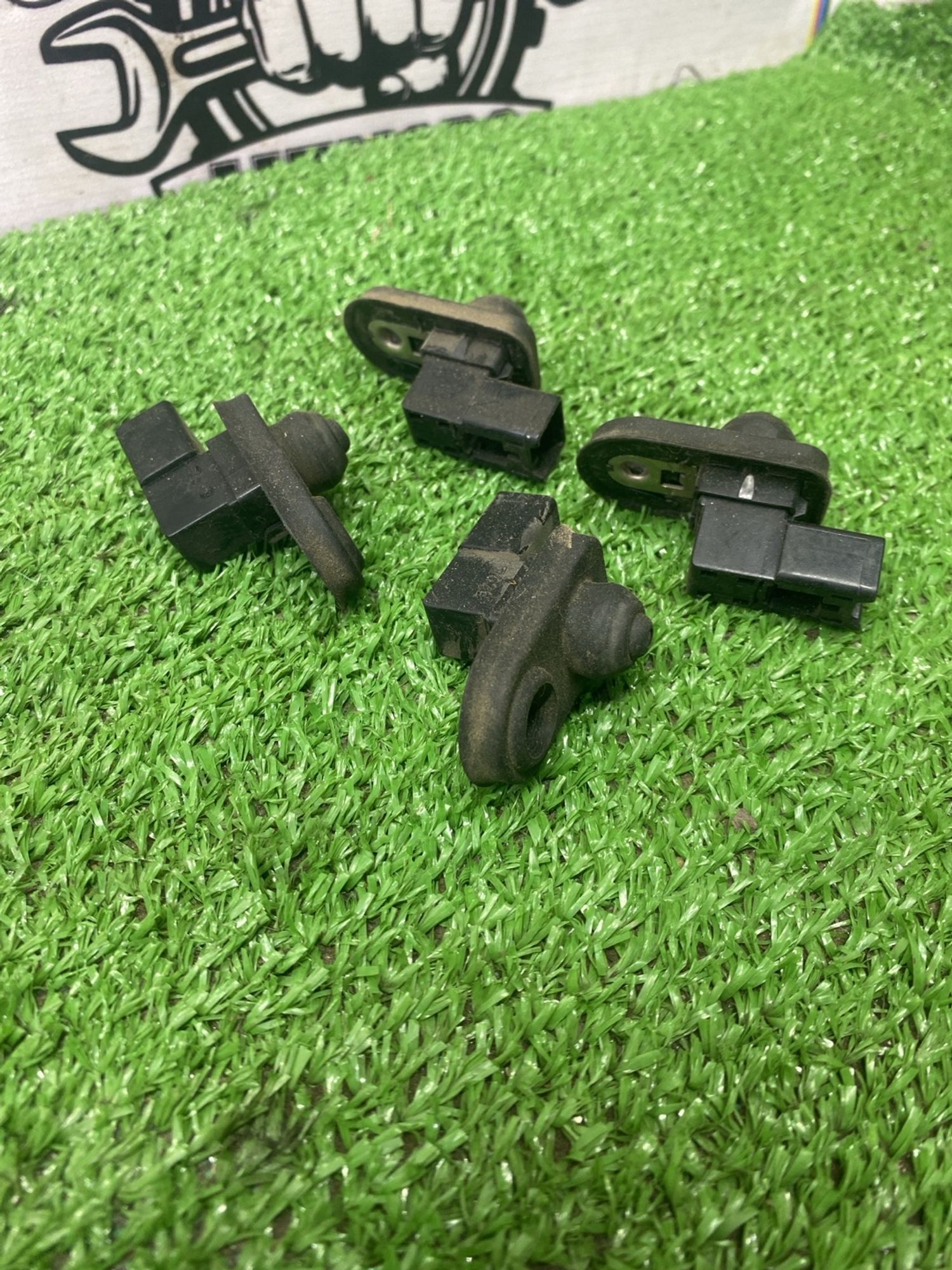 https://ycs.partsauto.market/partsauto-images/thmbs/userImages/cca1856e256b5441544f9aba03b424a6/part/f9c37eea-b16d-438d-be38-8975b080c6c8_1779694659608.jpg