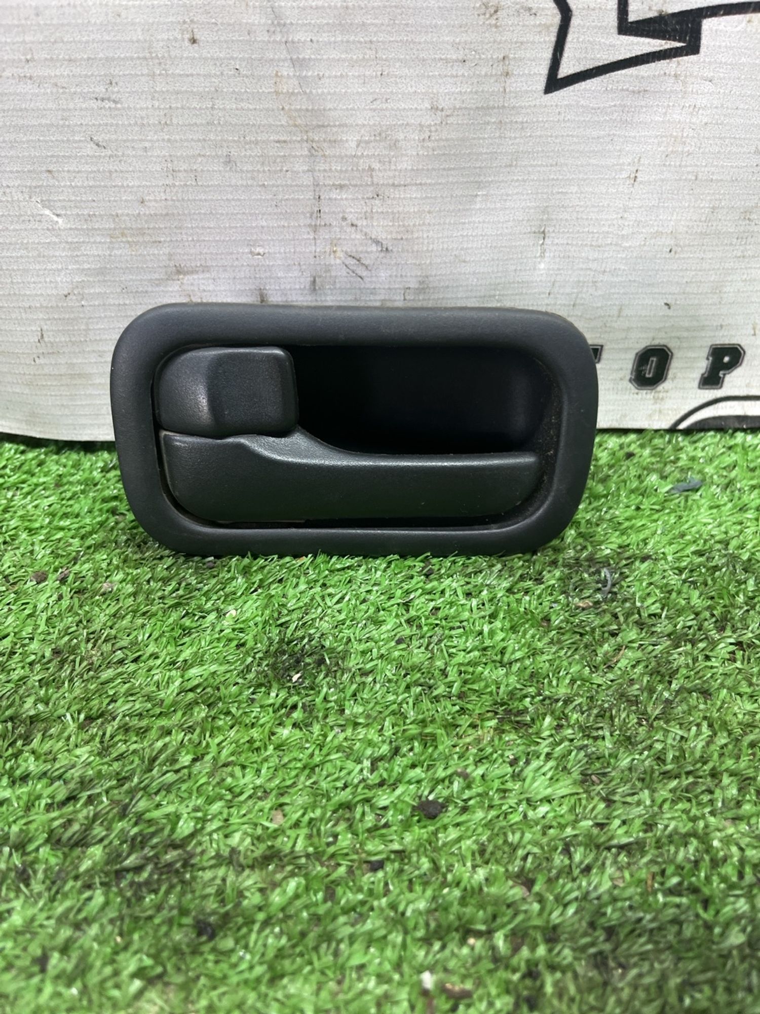 https://ycs.partsauto.market/partsauto-images/thmbs/userImages/cca1856e256b5441544f9aba03b424a6/part/f9e25899-5bd9-4cd2-bc61-05d11d24d4ca_1778234928091.jpg