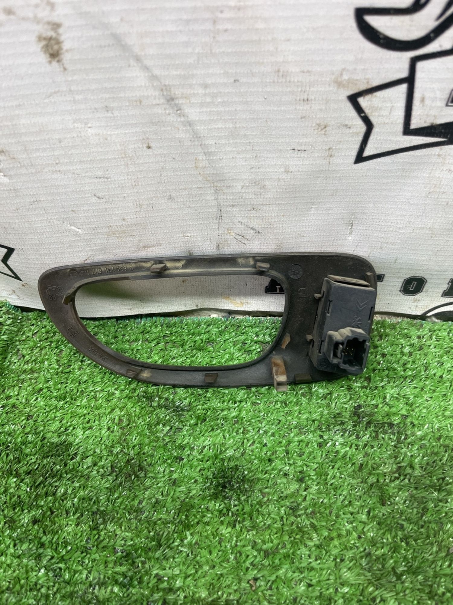 https://ycs.partsauto.market/partsauto-images/thmbs/userImages/cca1856e256b5441544f9aba03b424a6/part/f9e7ce54-290f-4940-9aaa-21b761827c14_1777451678188.jpg