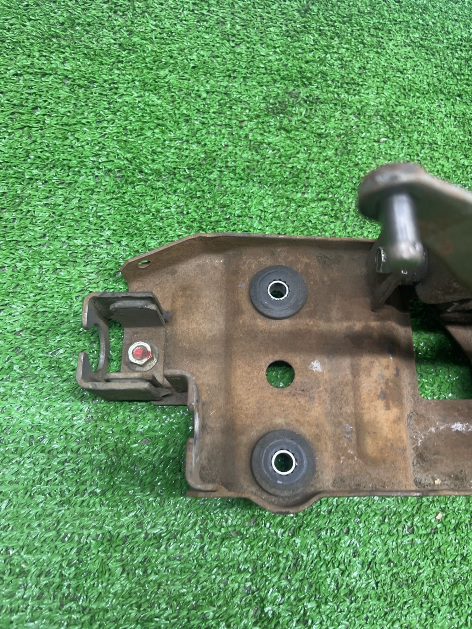 https://ycs.partsauto.market/partsauto-images/thmbs/userImages/cca1856e256b5441544f9aba03b424a6/part/fa116ccd-9910-48fb-ba17-35e03b6265c6_1782368389943.jpg