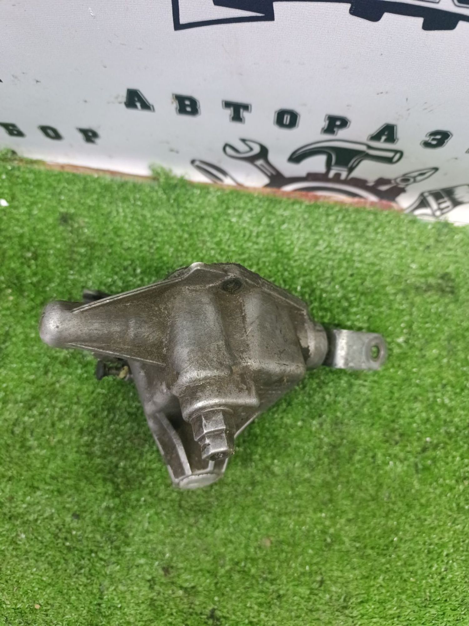 https://ycs.partsauto.market/partsauto-images/thmbs/userImages/cca1856e256b5441544f9aba03b424a6/part/fa2ca834-070d-4f0e-9644-214ba28eb753_1787048200689.jpg
